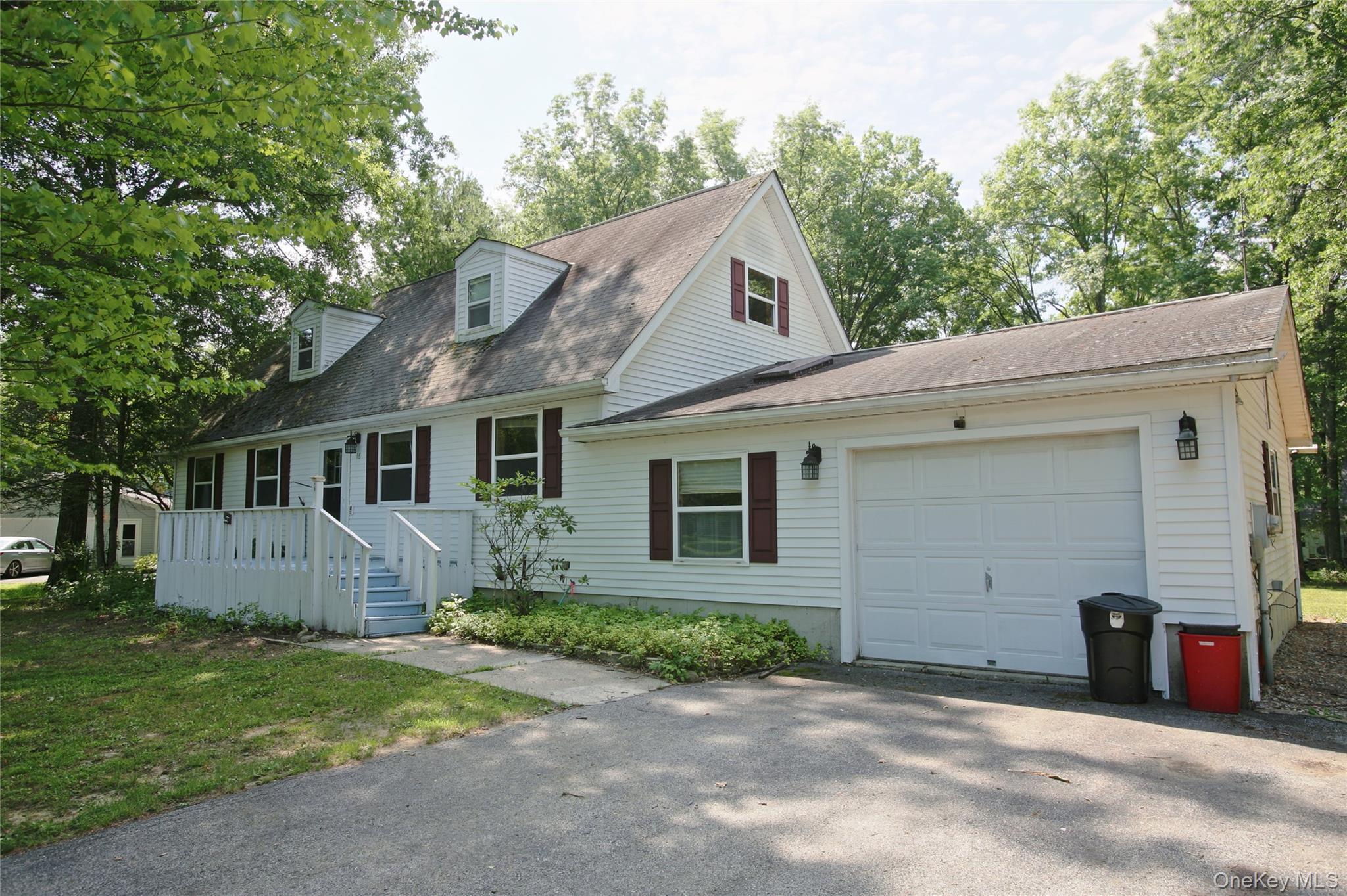 16 Elizabeth Drive, Tivoli NY 12583