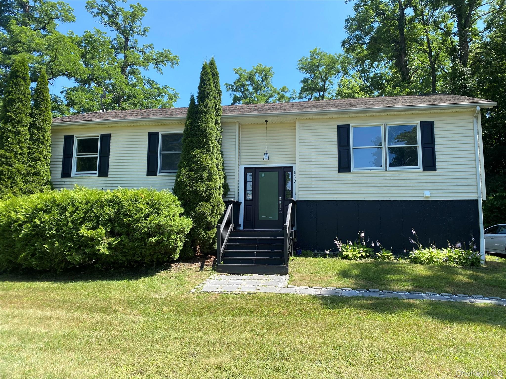 619 Creekside Road, Kingston NY 12401