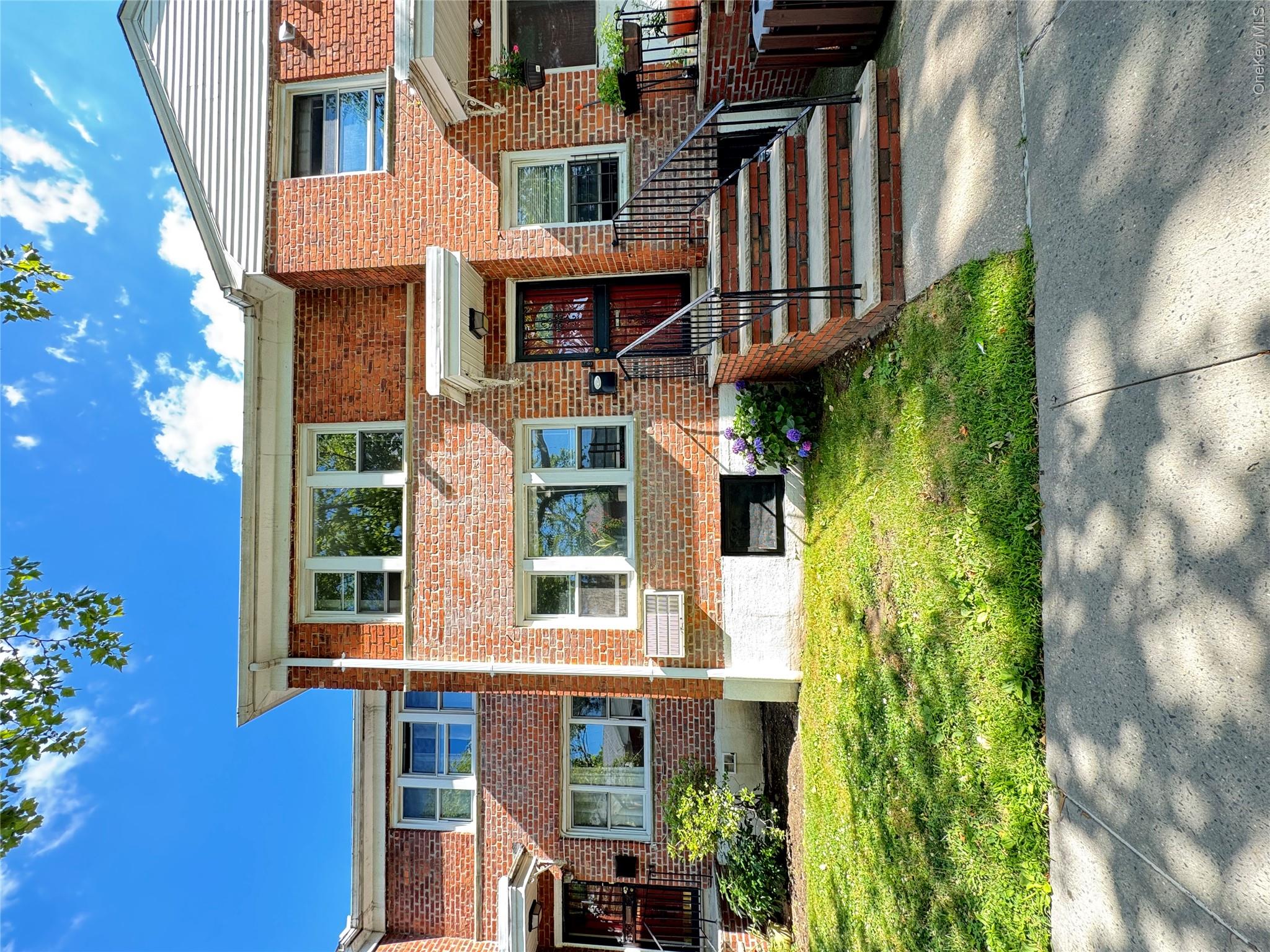 138-46 68th Drive Unit A, Flushing NY 11367