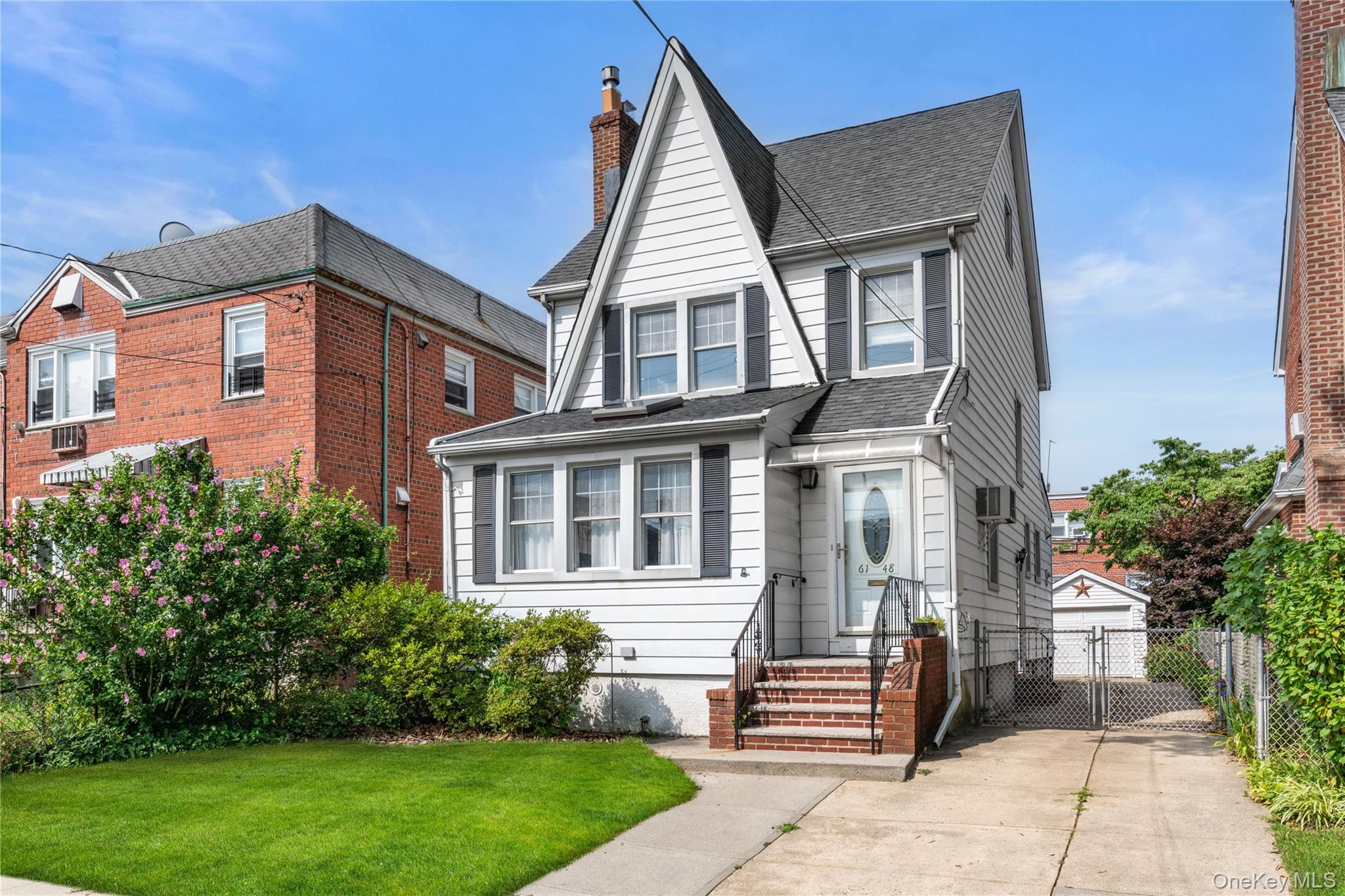 6148 220th Street, Oakland Gardens NY 11364