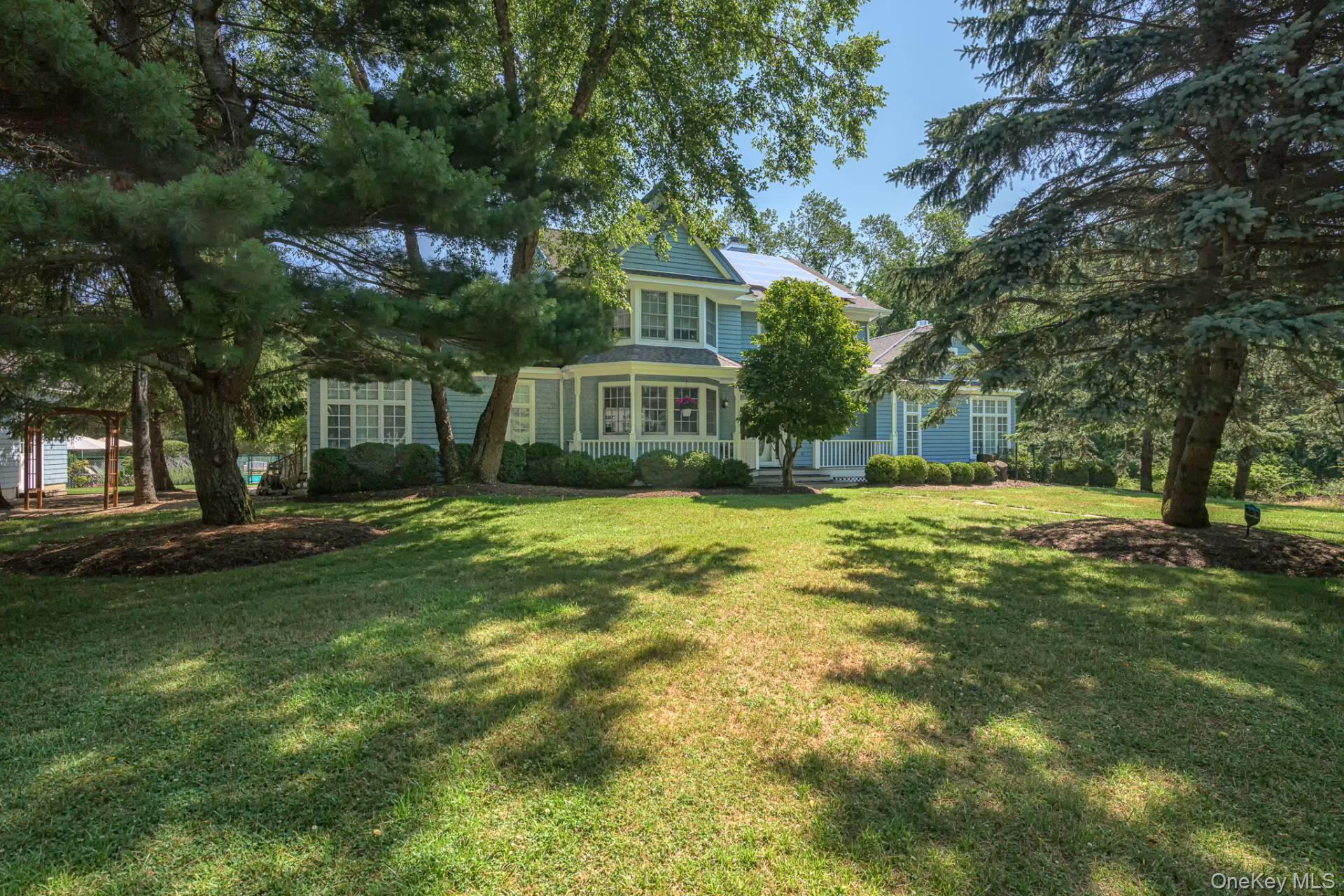 2527 Deerfield Road, Water Mill NY 11976