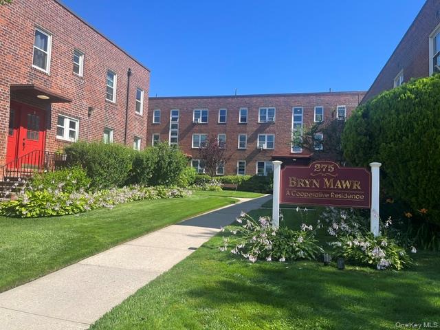 275 Maple Ave Unit B5, Rockville Centre NY 11570