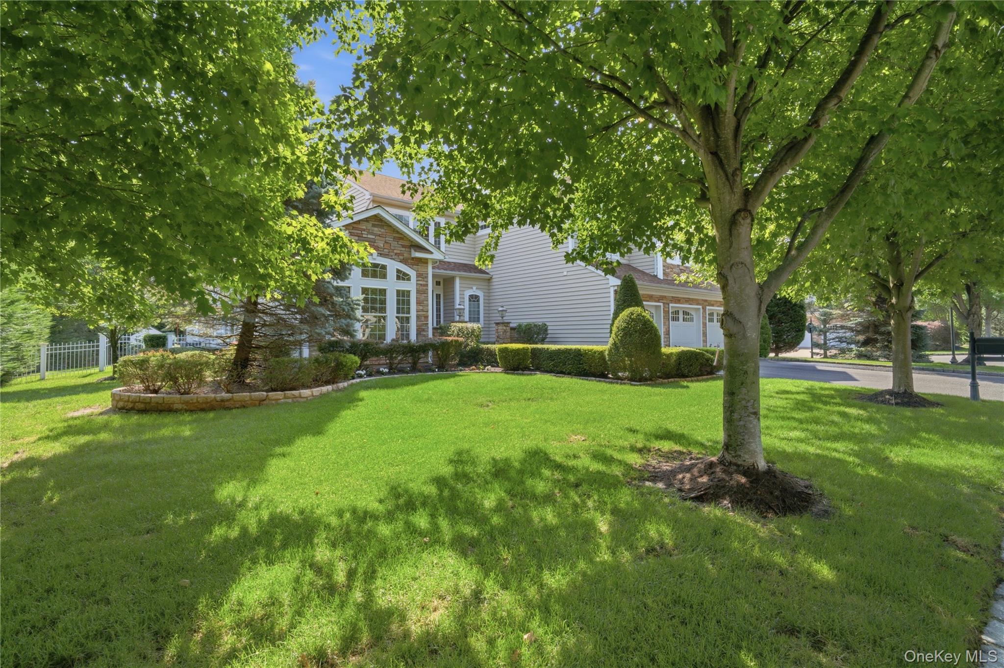 35 Monterrey Drive, Saint James NY 11780