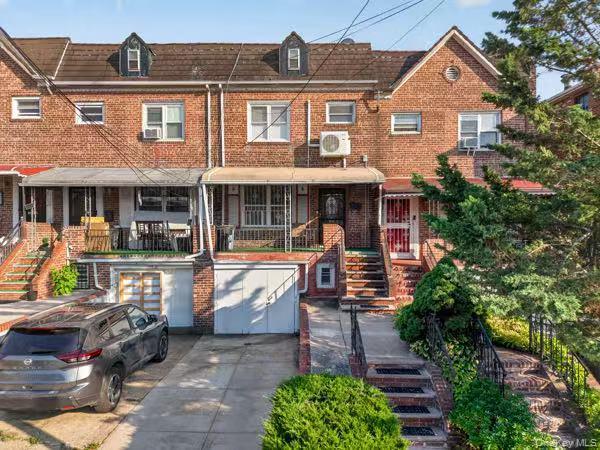 102-08 62nd Road, Forest Hills NY 11375