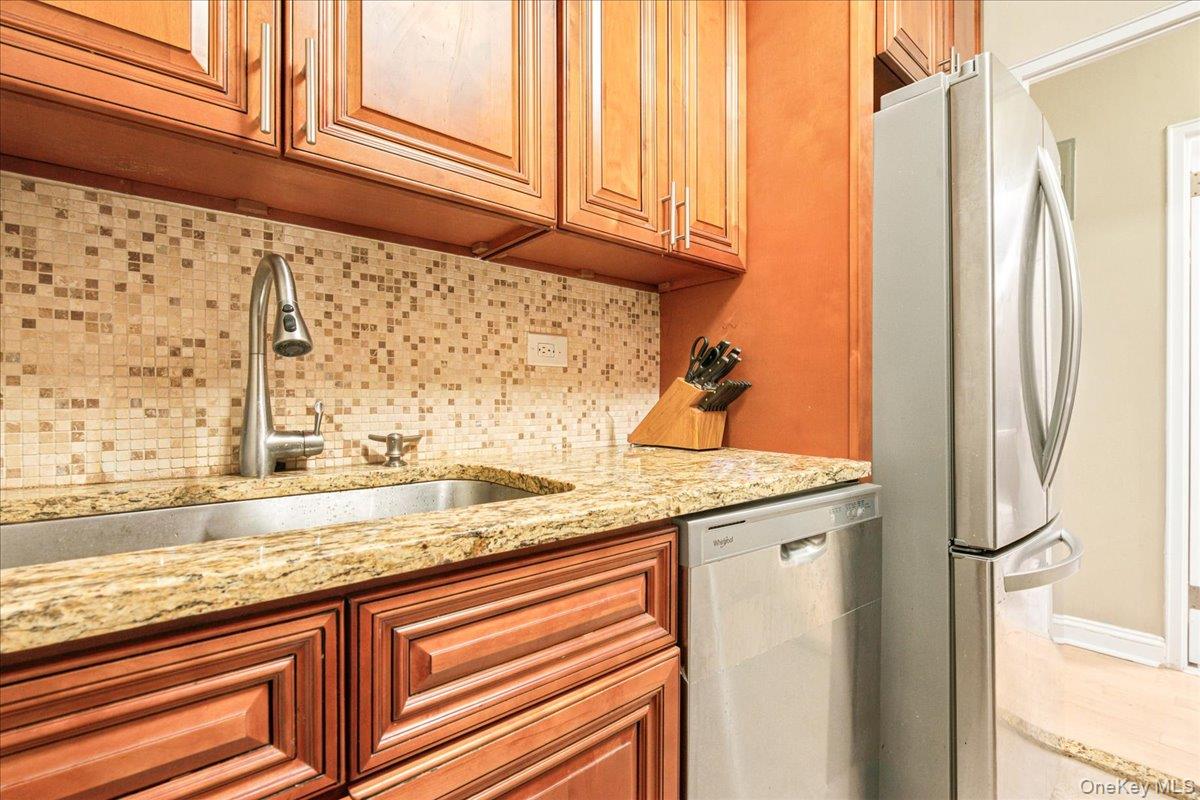 70-25 Yellowstone Boulevard Unit 7X, Forest Hills NY 11375