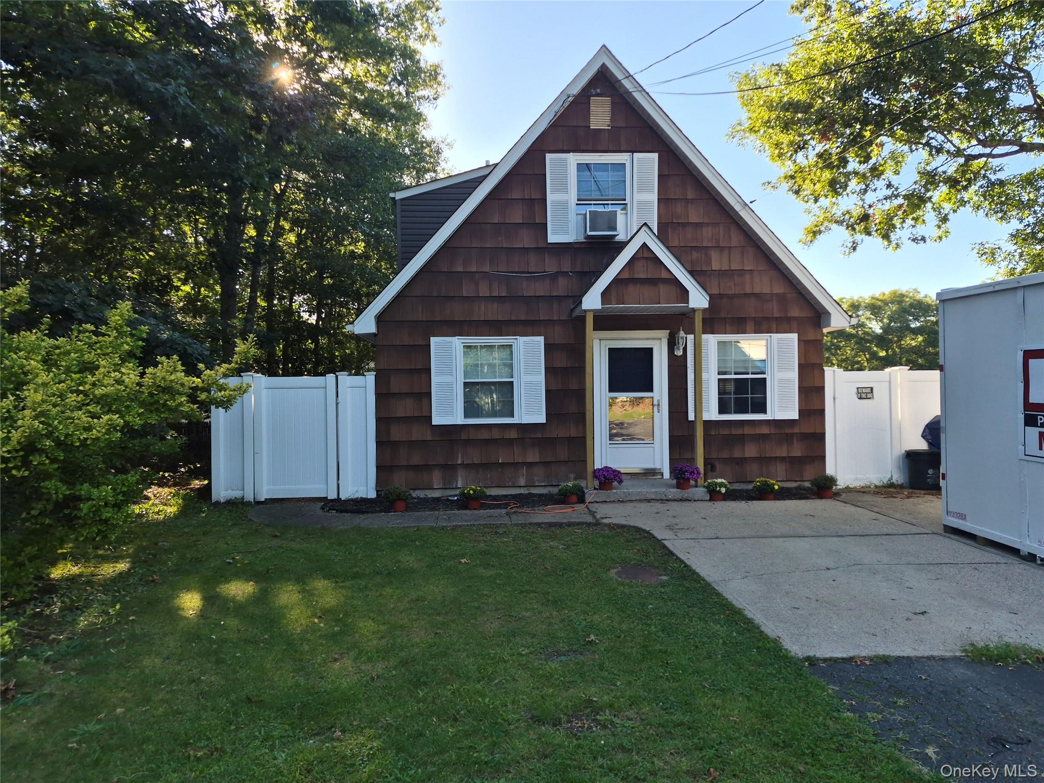 1128 N Ocean Avenue, Medford NY 11763