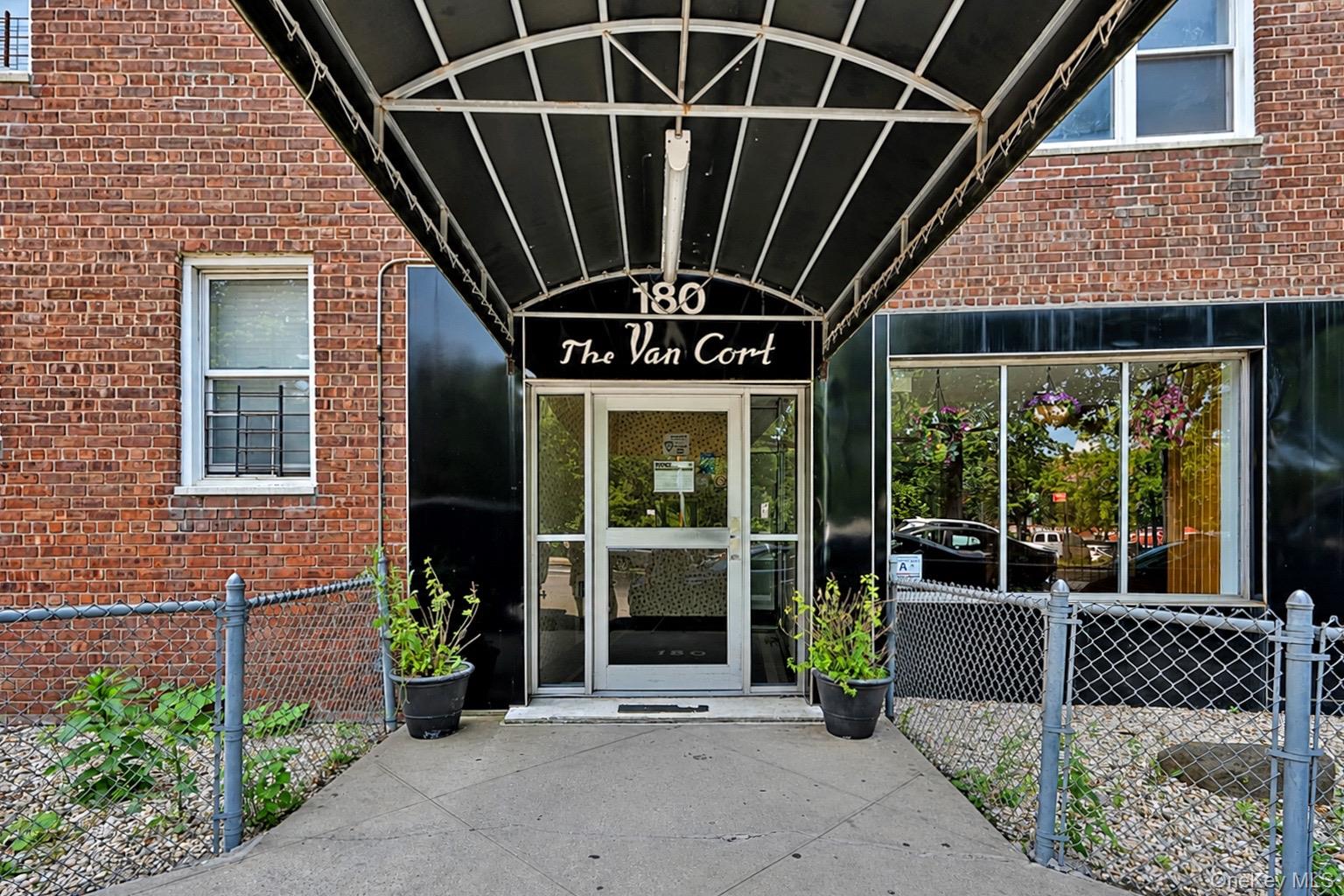 180 Van Cortlandt Park S Unit 5C, Bronx NY 10463