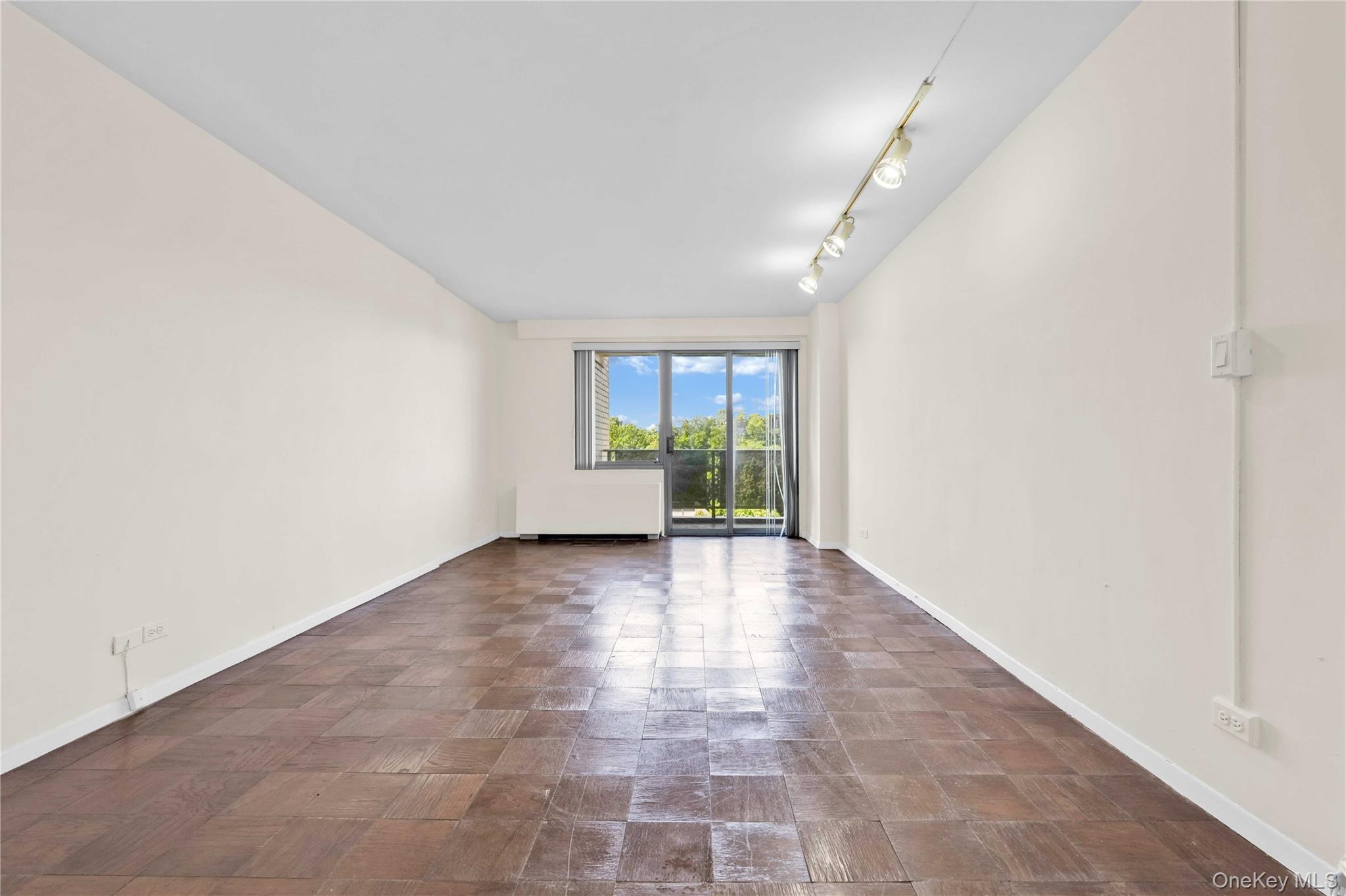 175-20 Wexford Terrace Unit 10A, Jamaica Estates NY 11432