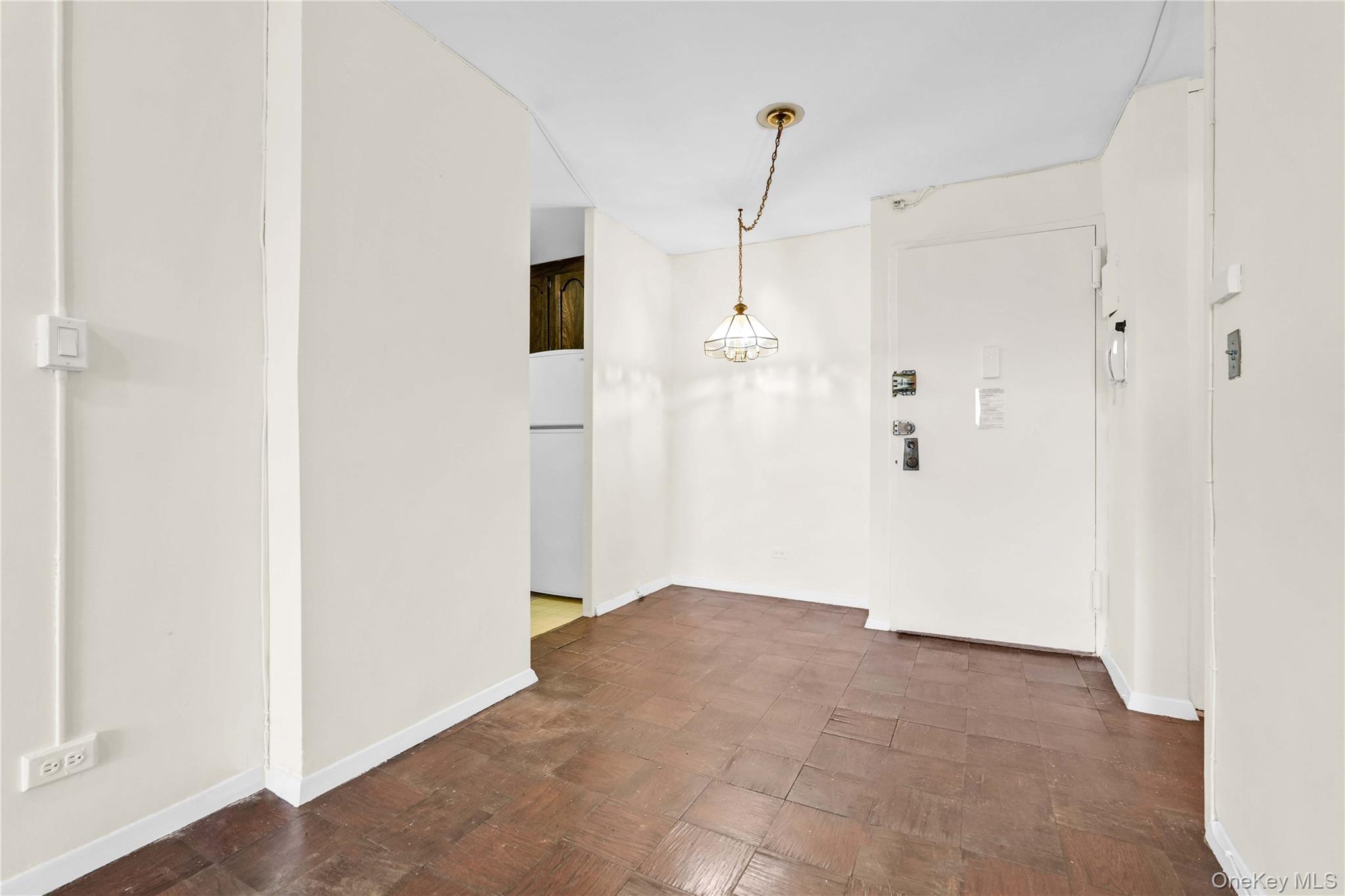175-20 Wexford Terrace Unit 10A, Jamaica Estates NY 11432