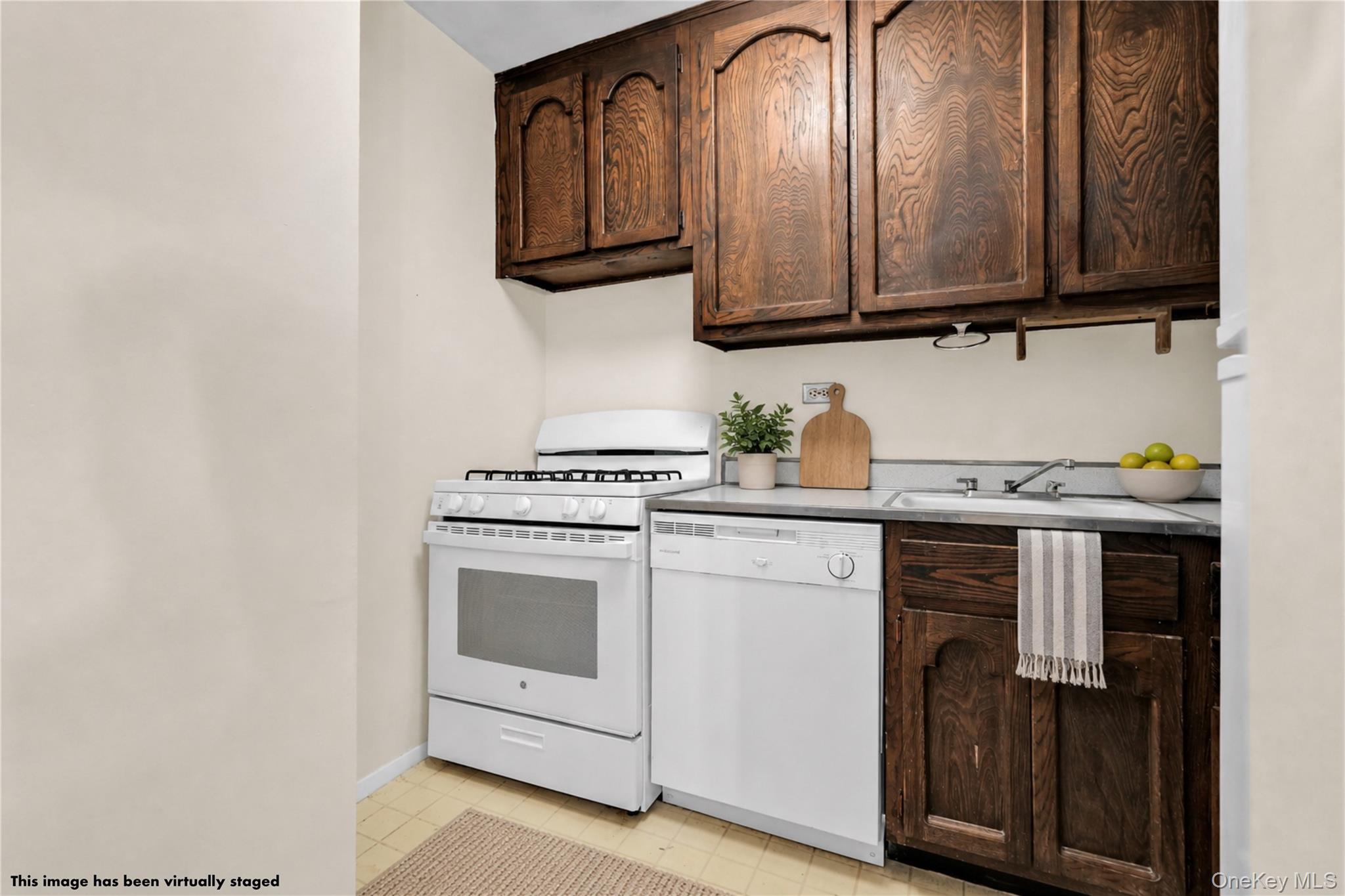 175-20 Wexford Terrace Unit 10A, Jamaica Estates NY 11432