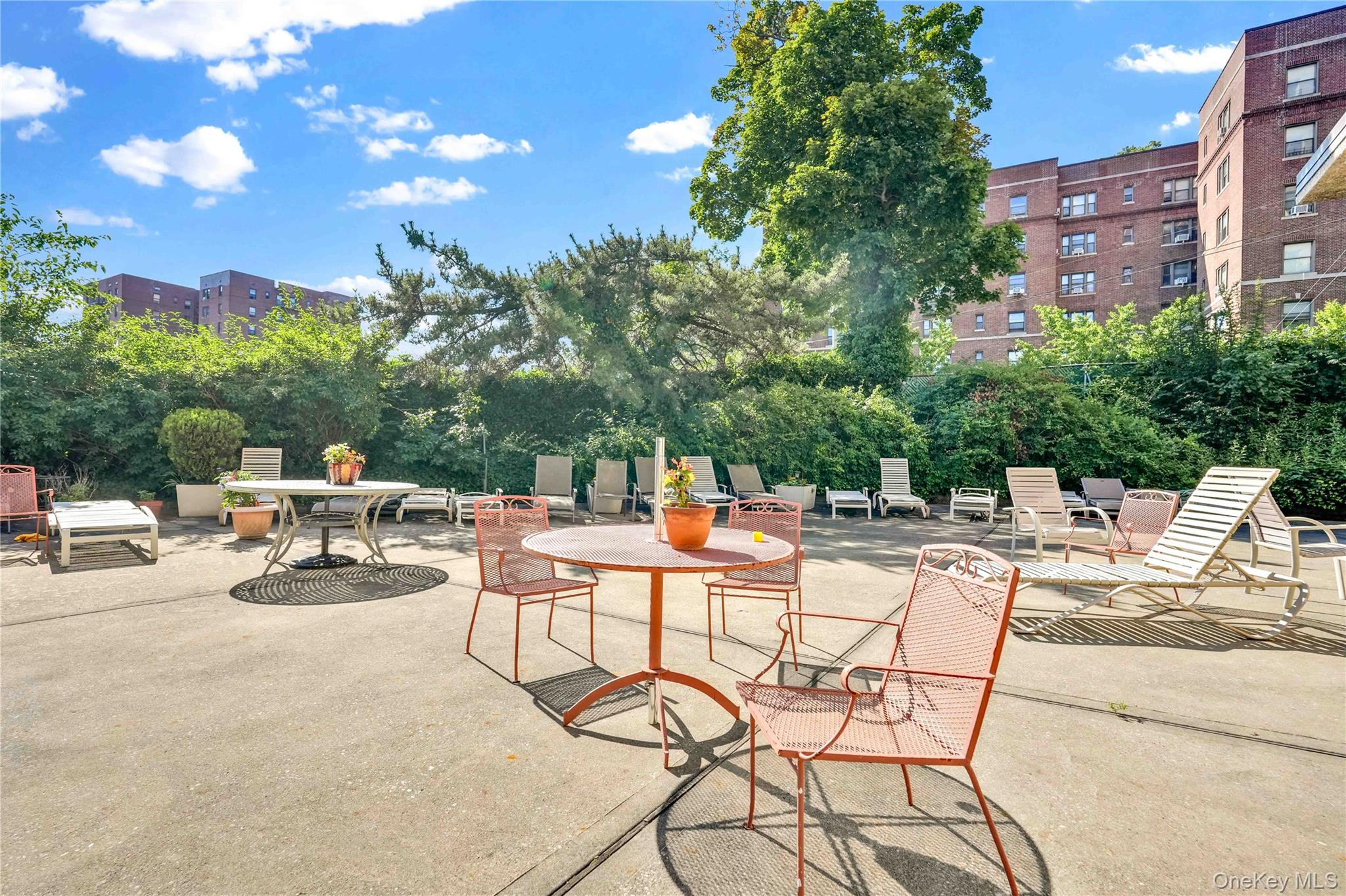 175-20 Wexford Terrace Unit 10A, Jamaica Estates NY 11432
