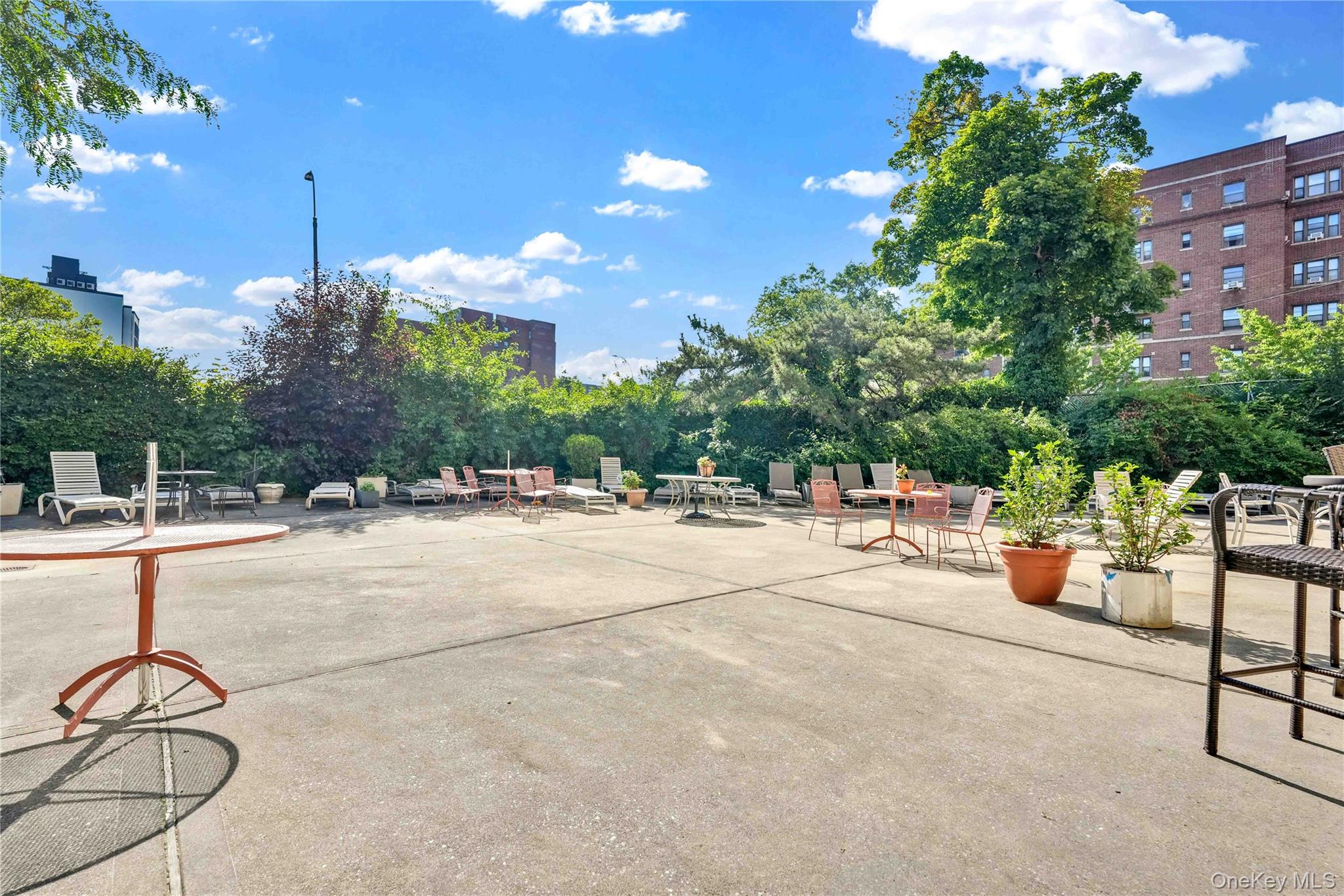 175-20 Wexford Terrace Unit 10A, Jamaica Estates NY 11432