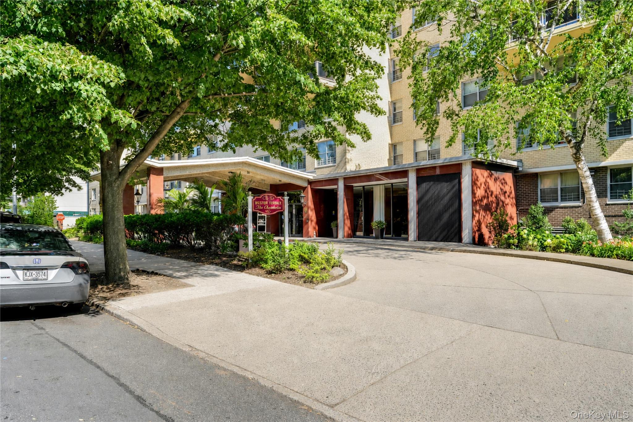 175-20 Wexford Terrace Unit 10A, Jamaica Estates NY 11432