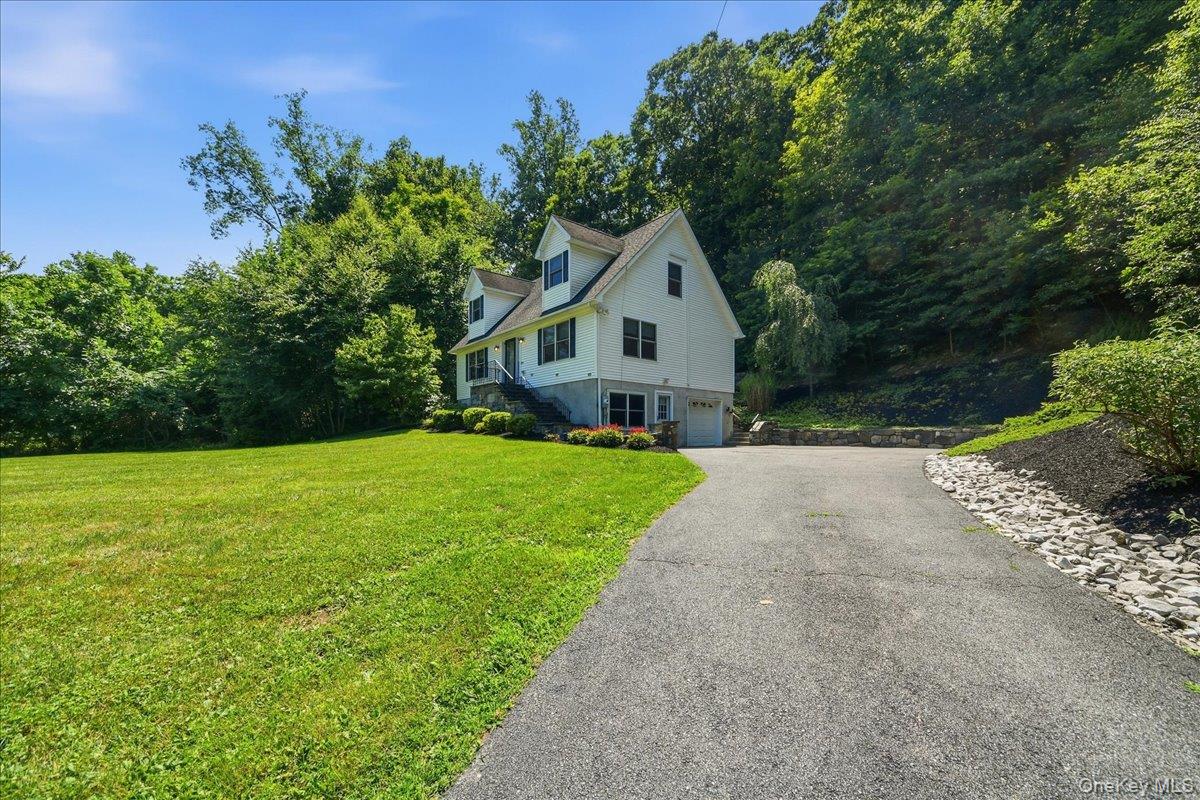 69 Barger Street, Putnam Valley NY 10579