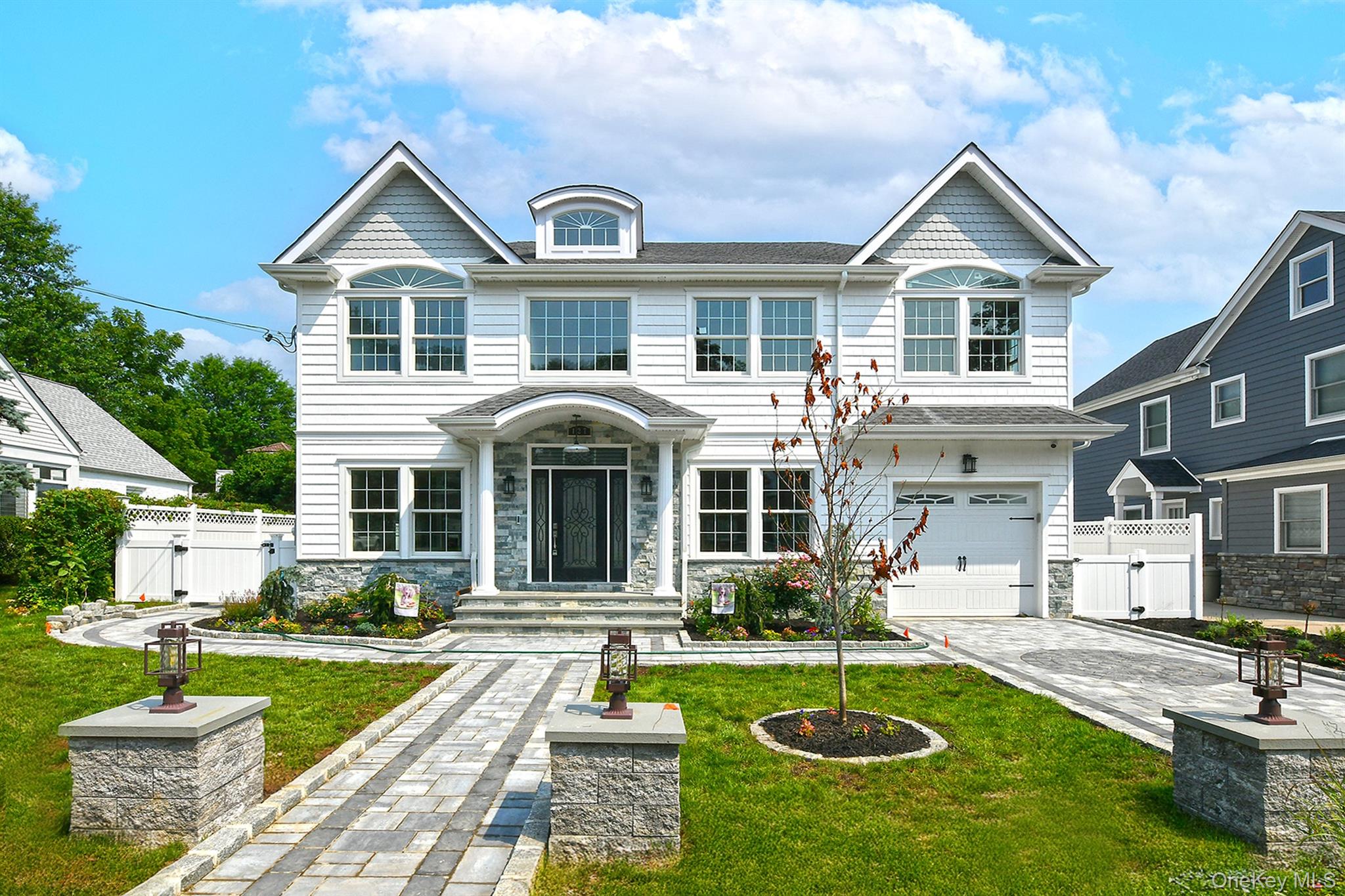 127 Vanderbilt Avenue, Manhasset NY 11030