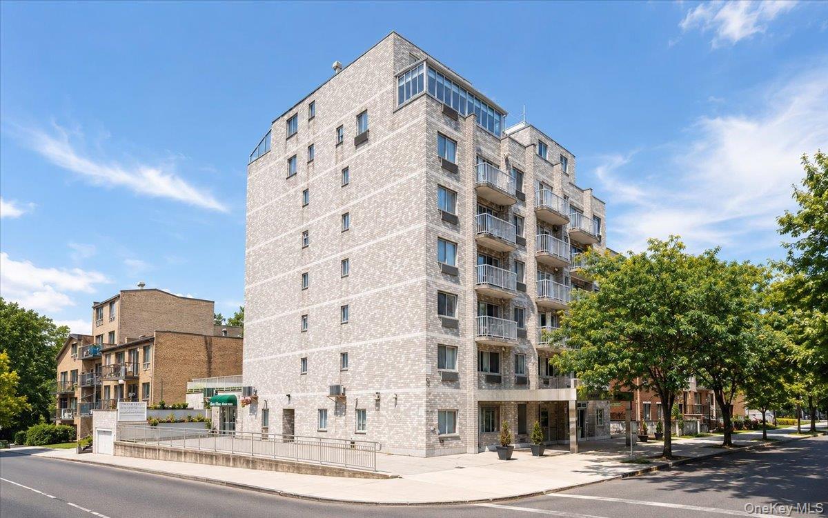 76-01 113th Street Unit PH-A, Forest Hills NY 11375