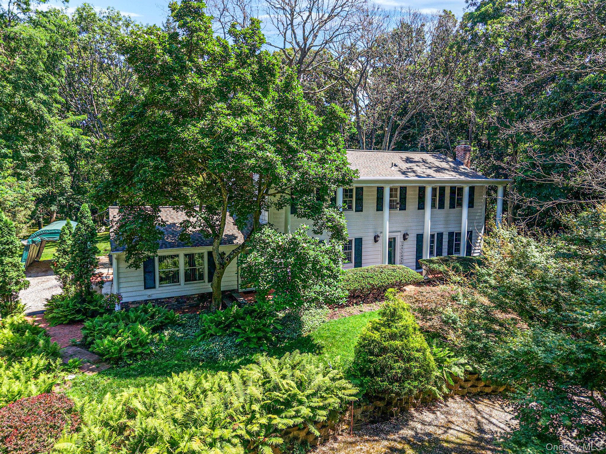 77 Shore Road, Mount Sinai NY 11766