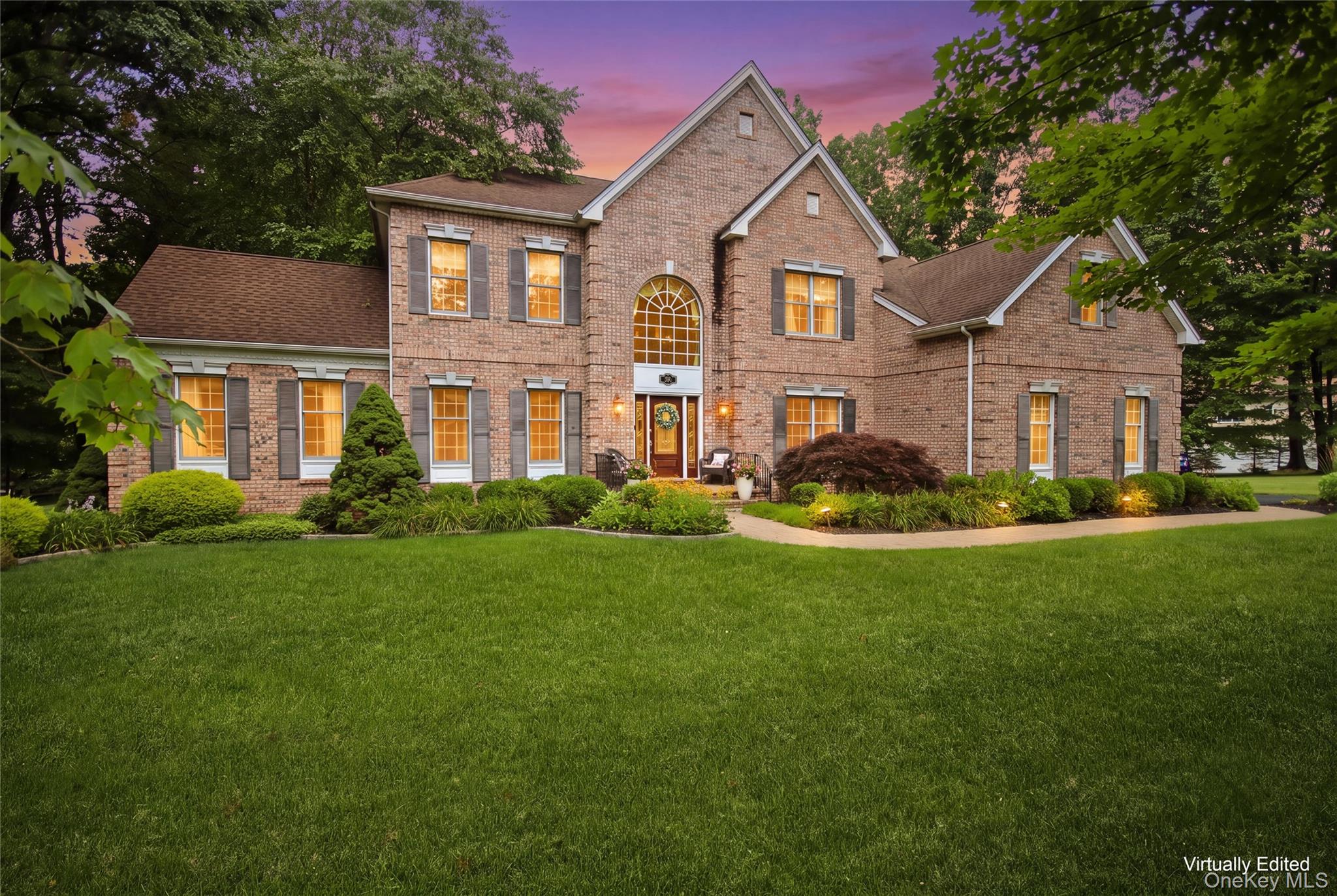 147 Creekside Road, Hopewell Junction NY 12533