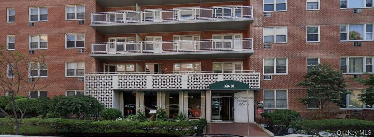 160-10 89th Avenue Unit 9E, Jamaica NY 11432