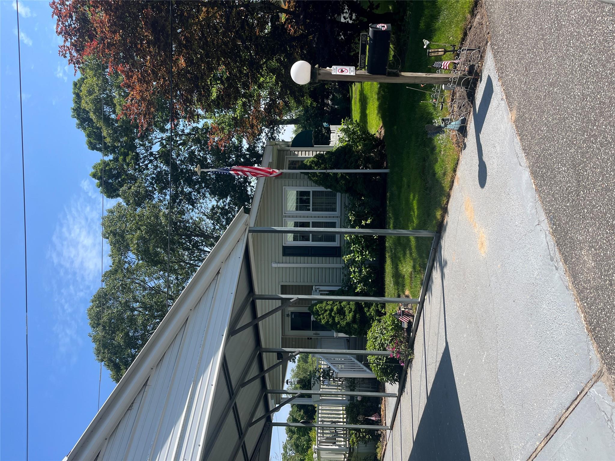 1661 Old Country Road Unit 156D, Riverhead NY 11901