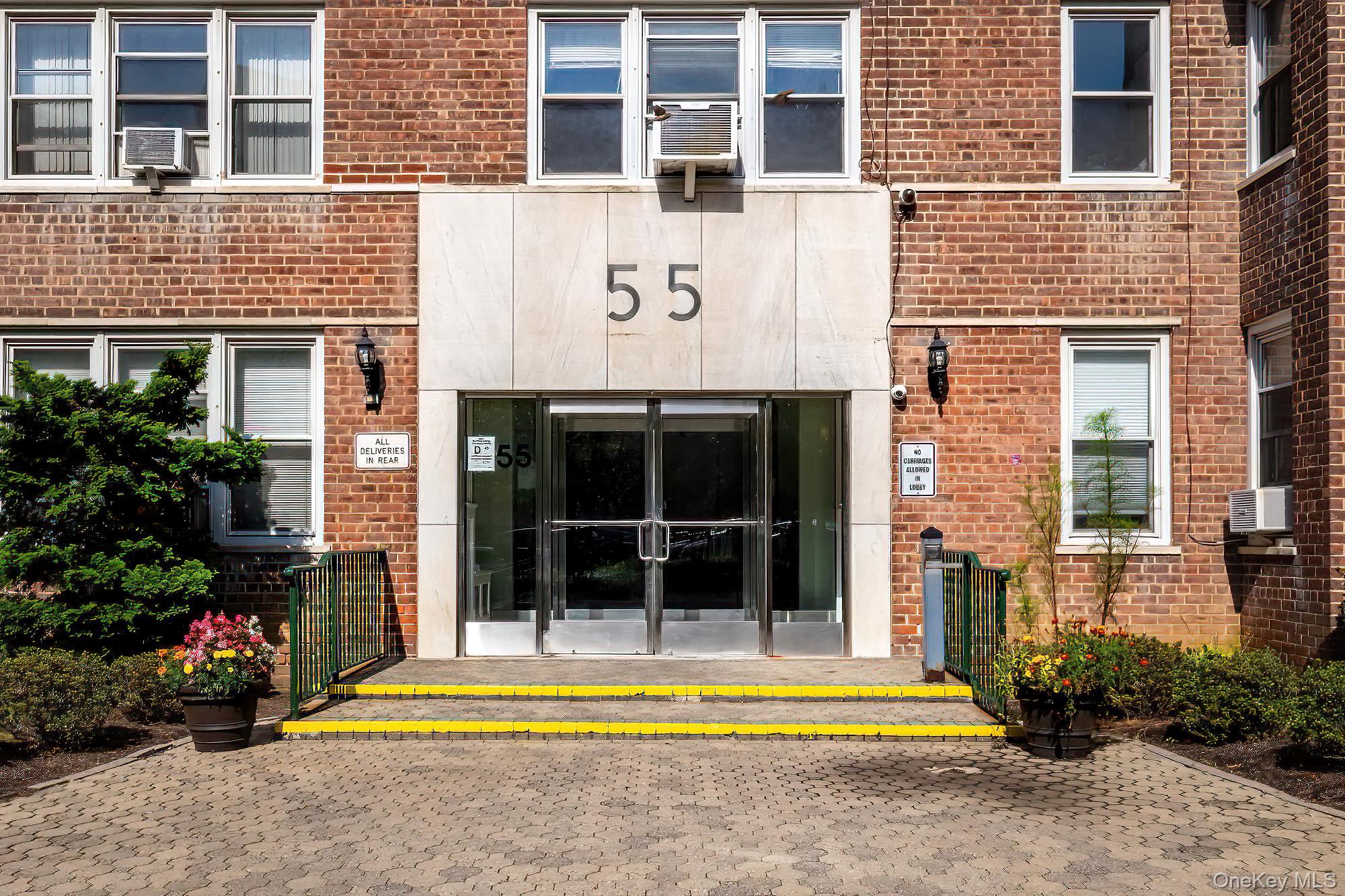55 Knolls Crescent Unit 1B, Bronx NY 10463