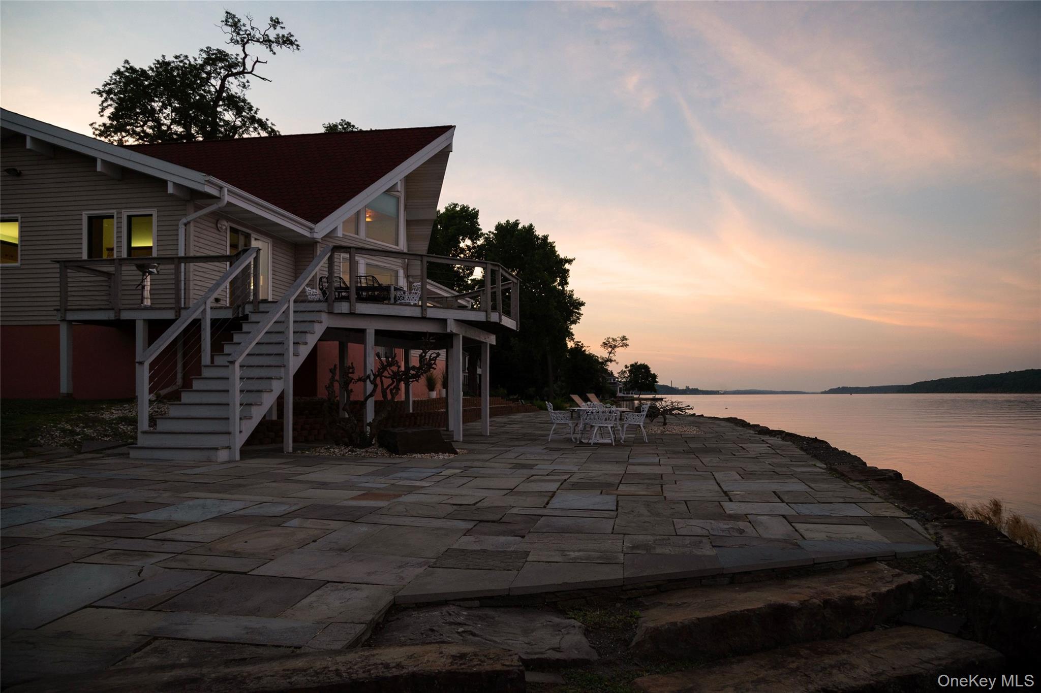 63 River Road, Malden On Hudson NY 12453