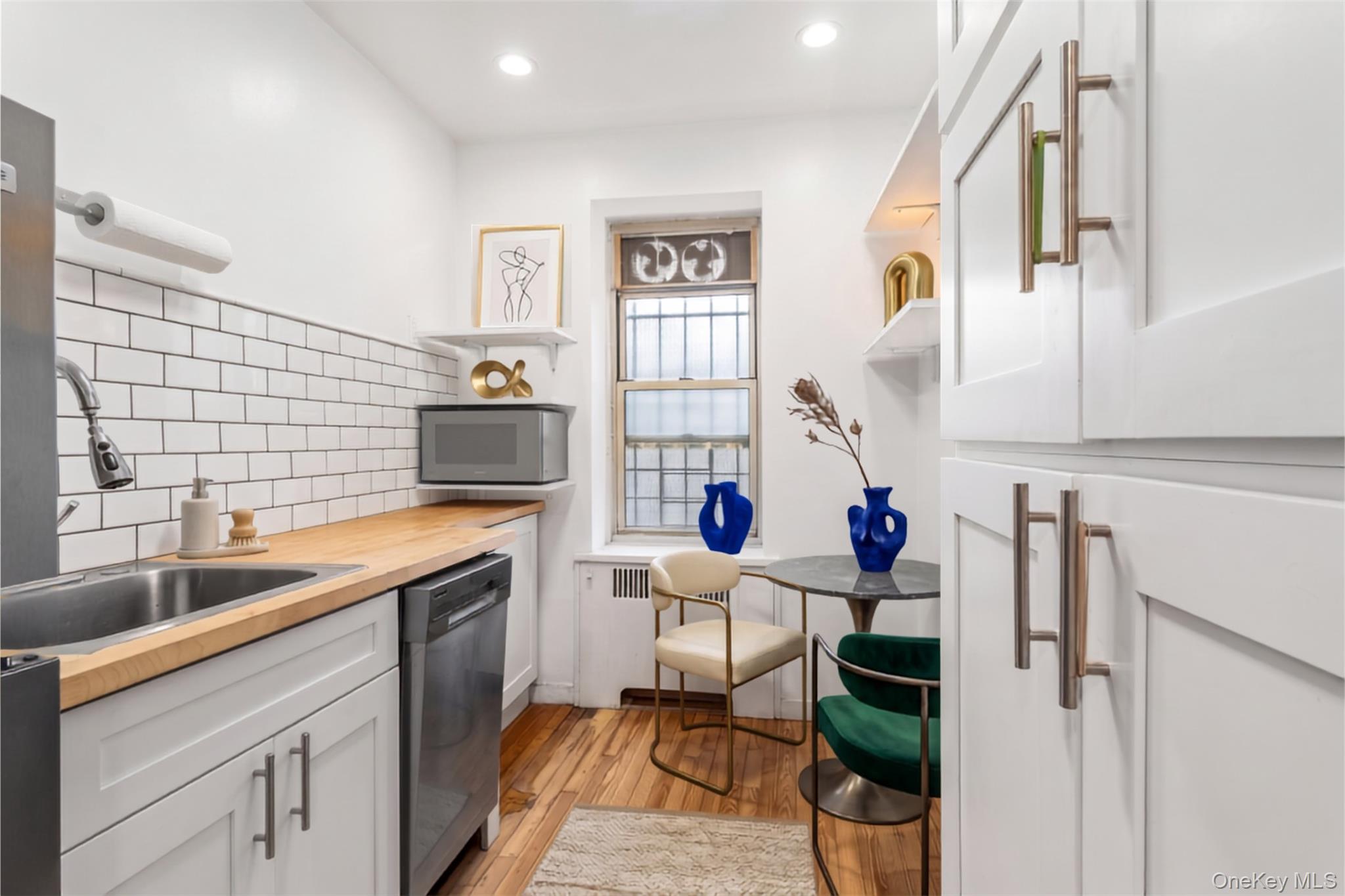 75 Bank Street Unit 1B, Manhattan NY 10014