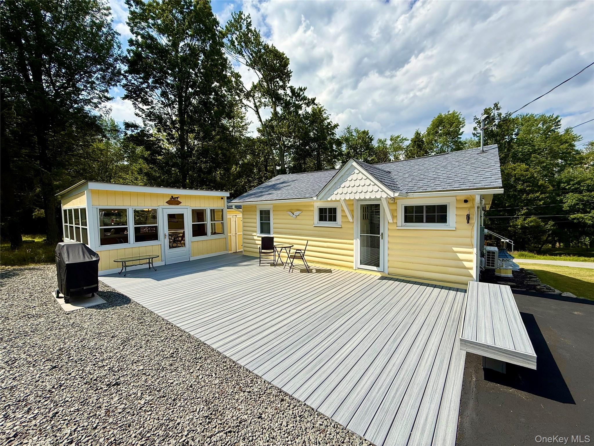 5 Liberty Place N, Smallwood NY 12778