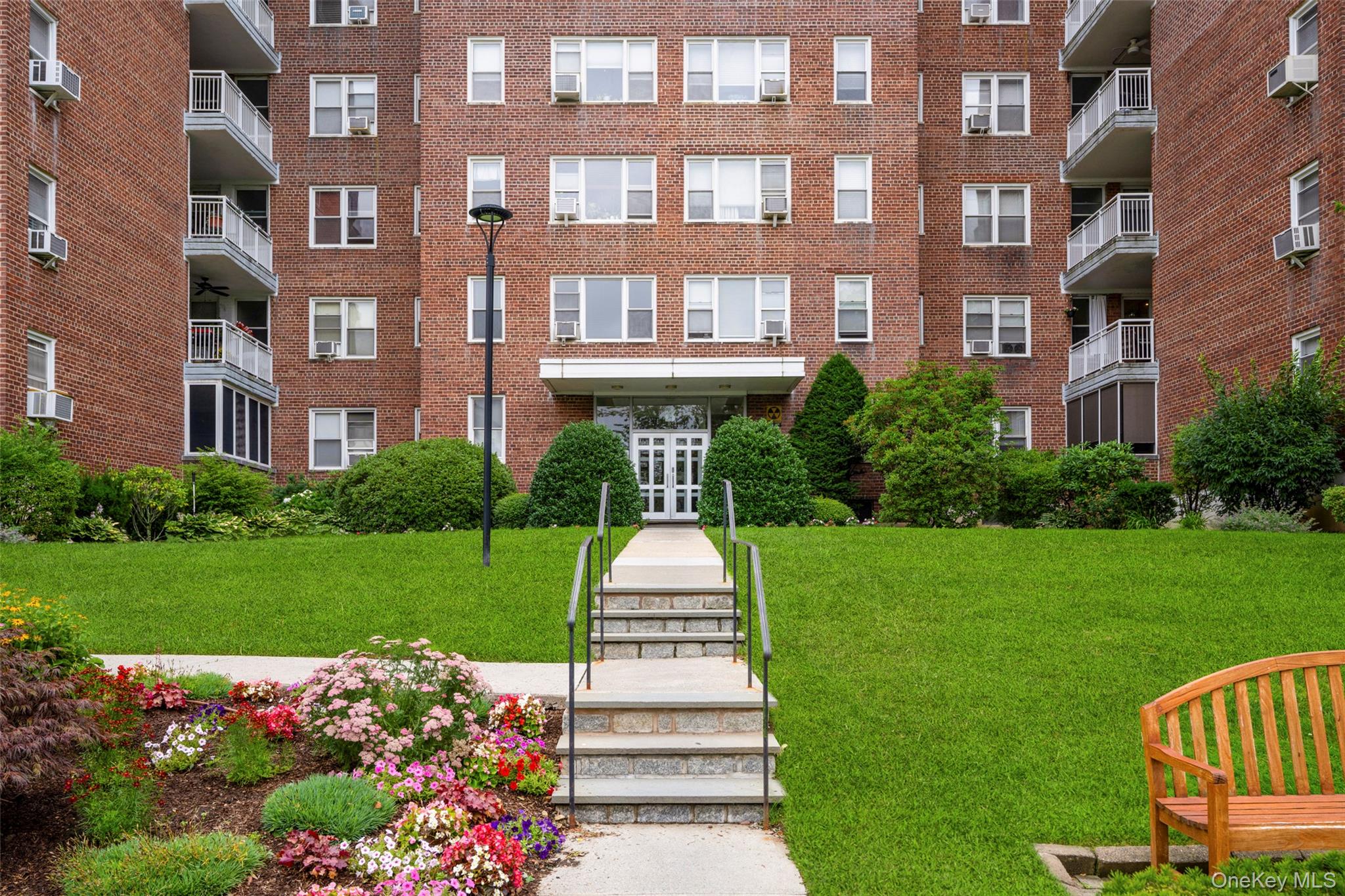 1255 North Avenue Unit B6P, New Rochelle NY 10804
