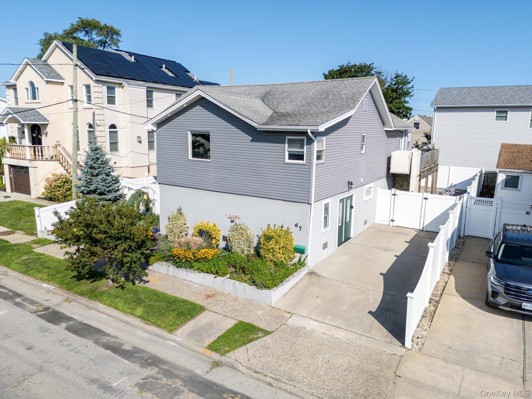 67 Radcliffe Road, Island Park NY 11558