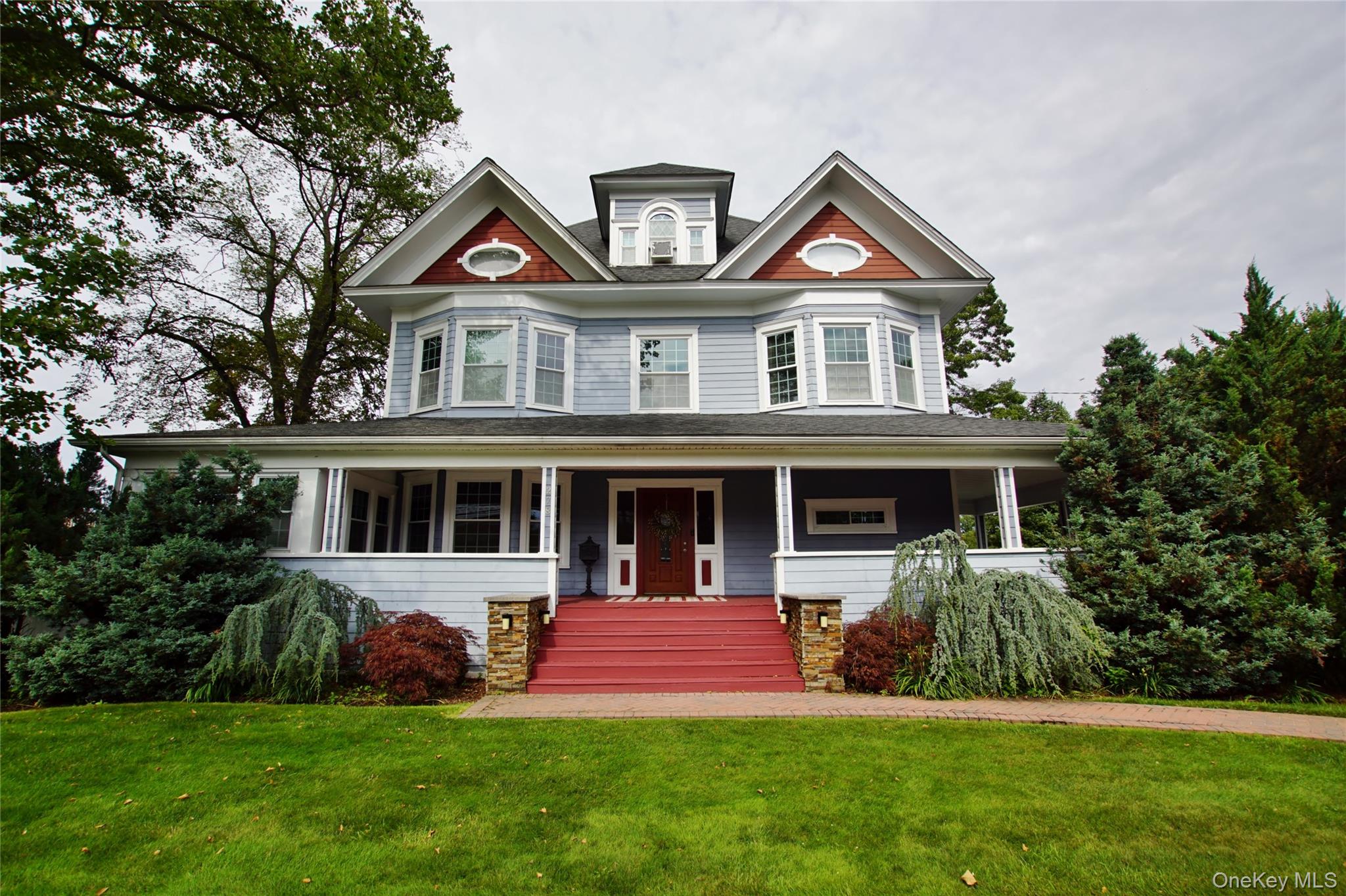 278 S Long Beach Avenue, Freeport NY 11520