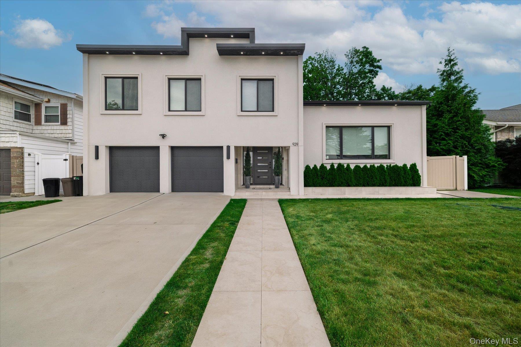 929 Jewel Drive, North Woodmere NY 11581