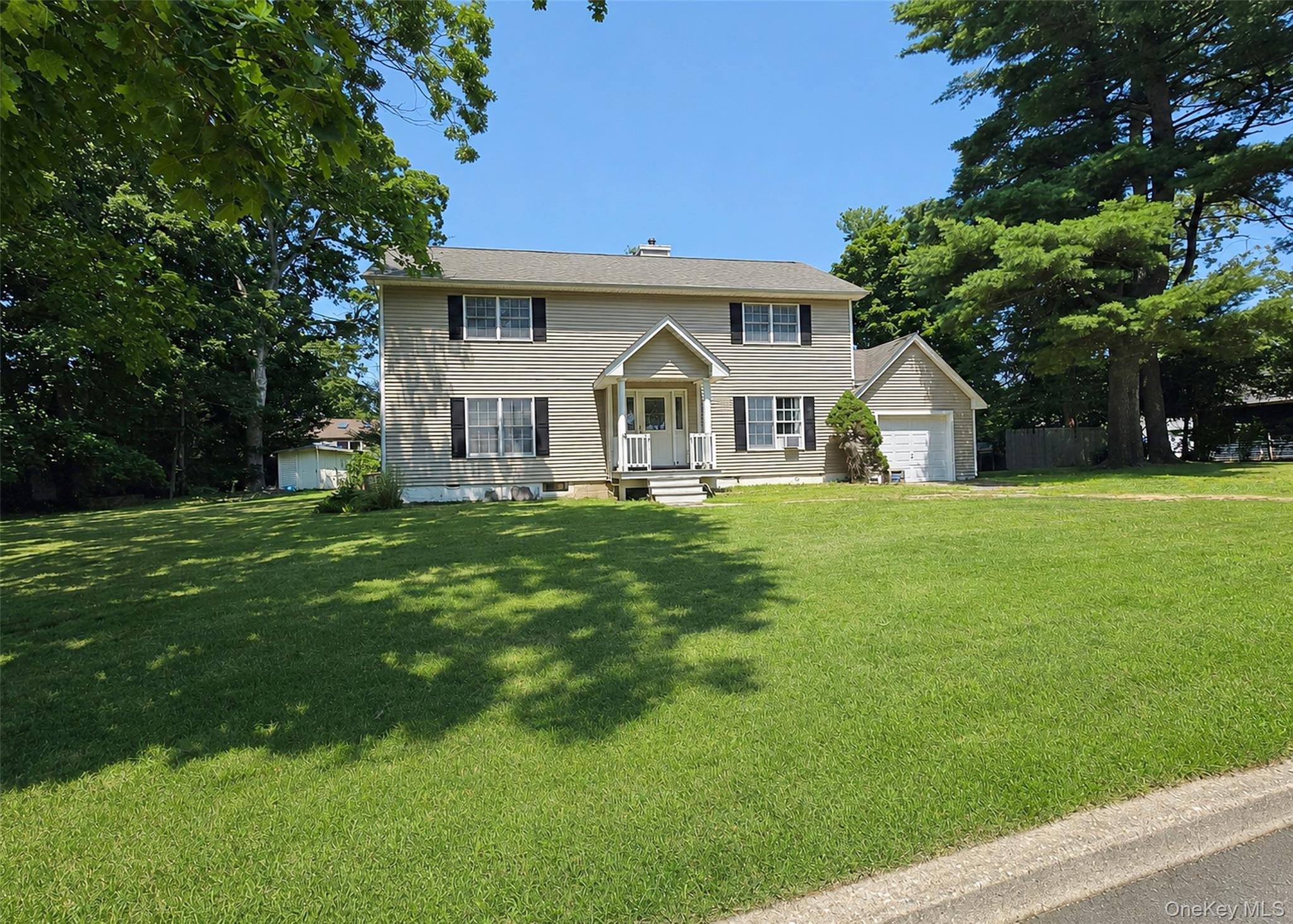 21 Sailer Street, Saint James NY 11780