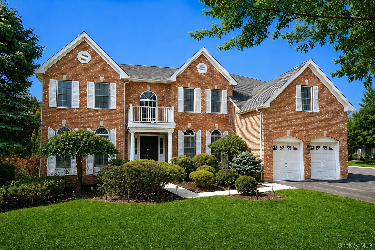 16 Eagle Court, White Plains NY 10605