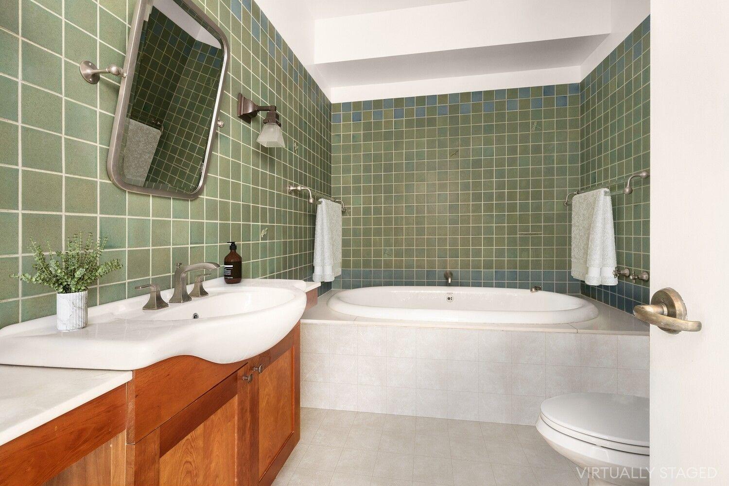 32 MORTON Street Unit 2C, Manhattan NY 10014