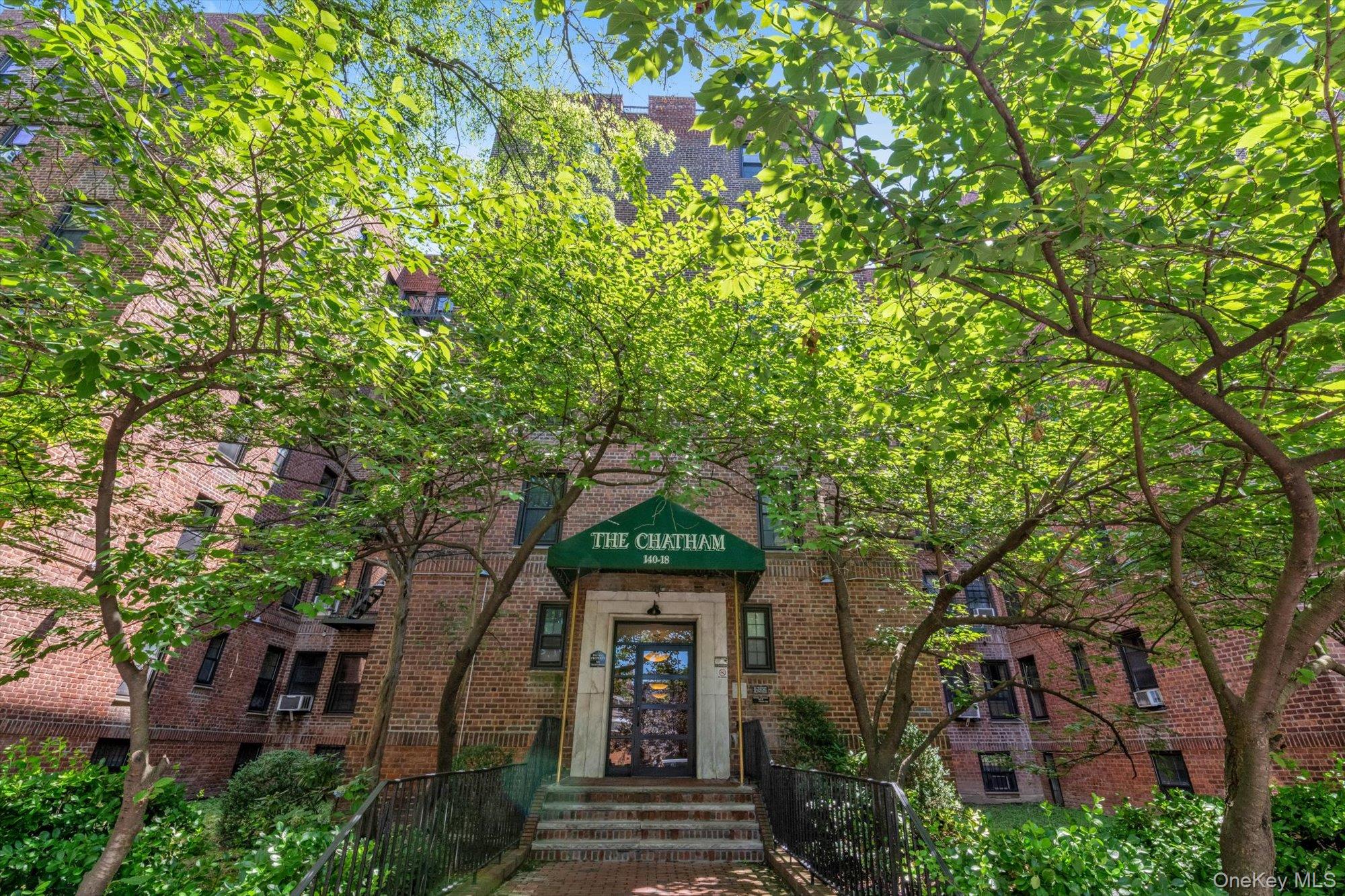 140-18 Burden Crescent Unit 305, Briarwood NY 11435