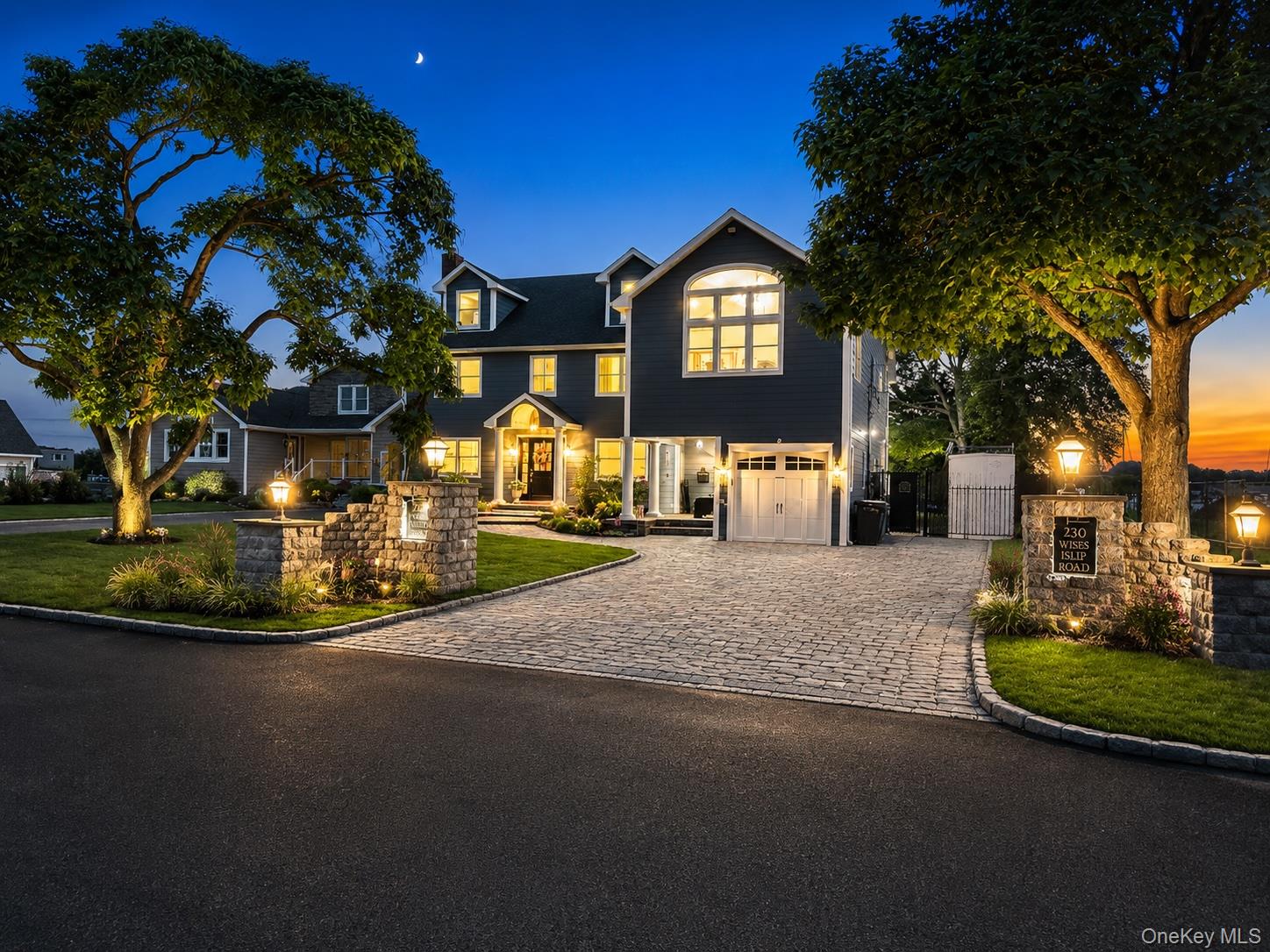 230 W Islip Road, West Islip NY 11795