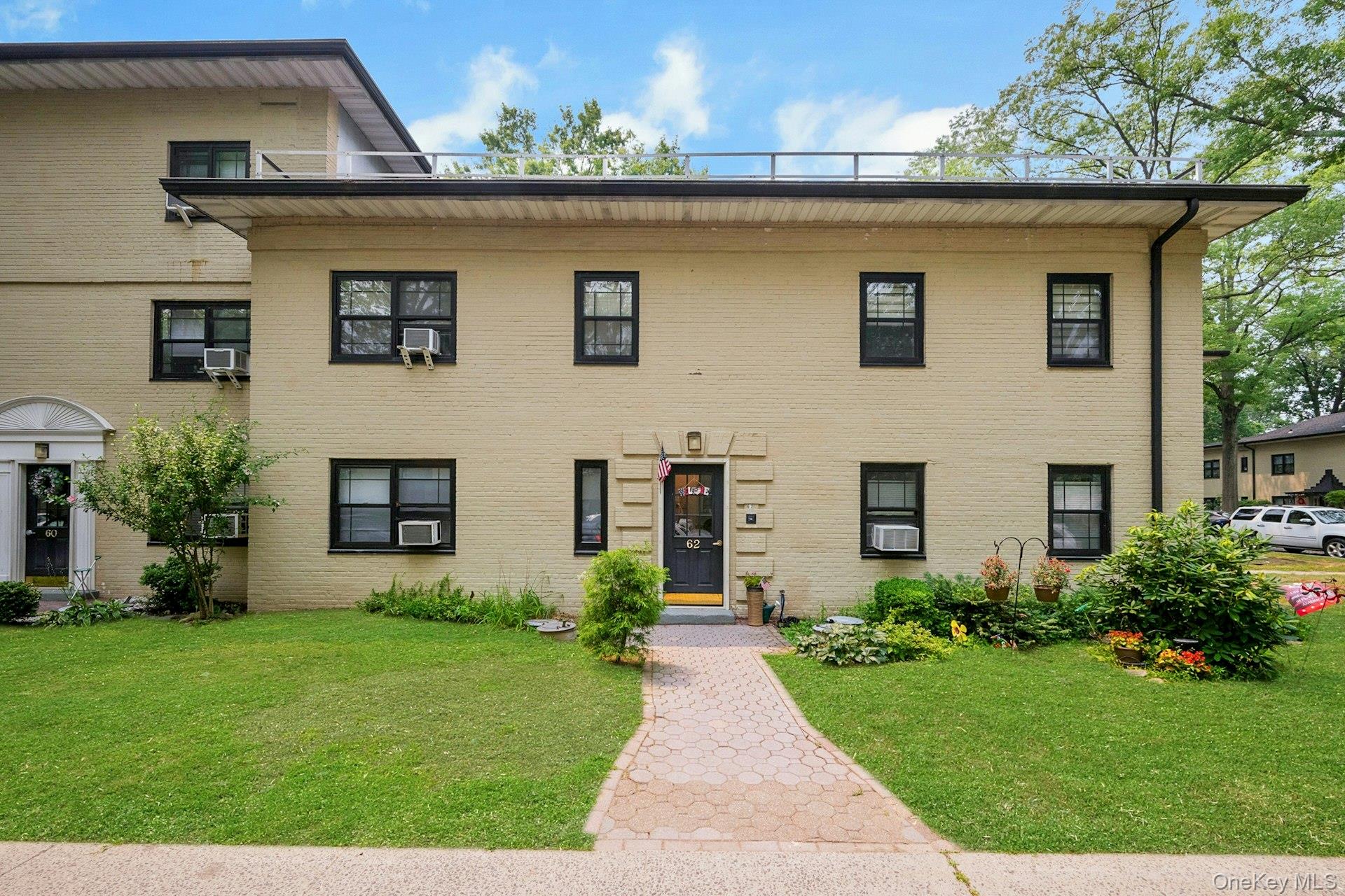 62 Manchester Road Unit 2L, Eastchester NY 10709
