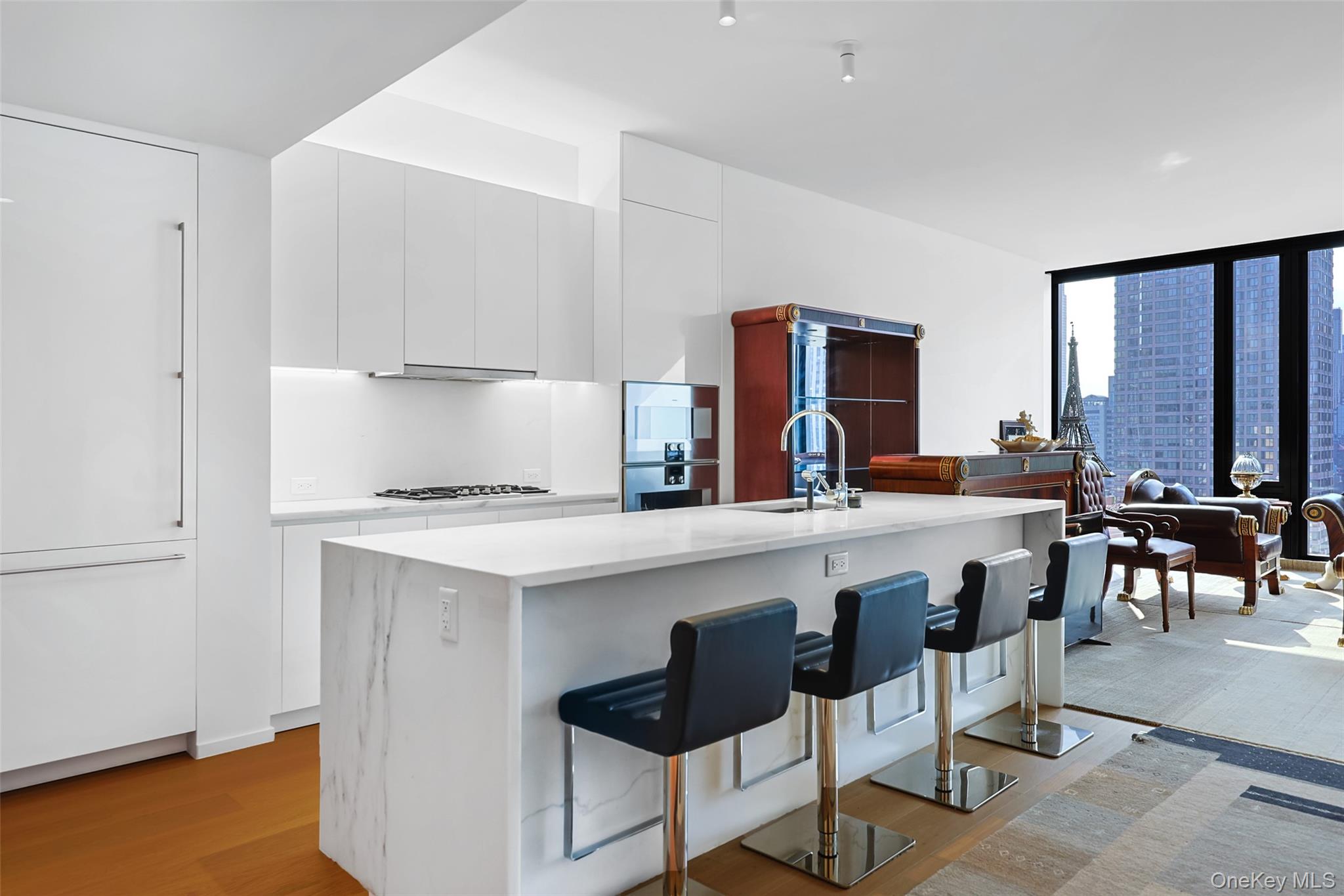 685 1st Avenue Unit 31F, Manhattan NY 10016