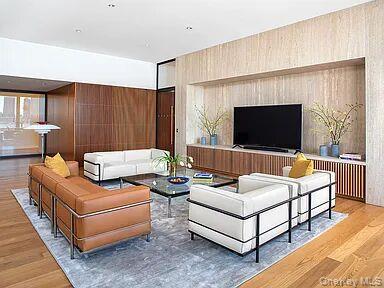 685 1st Avenue Unit 31F, Manhattan NY 10016