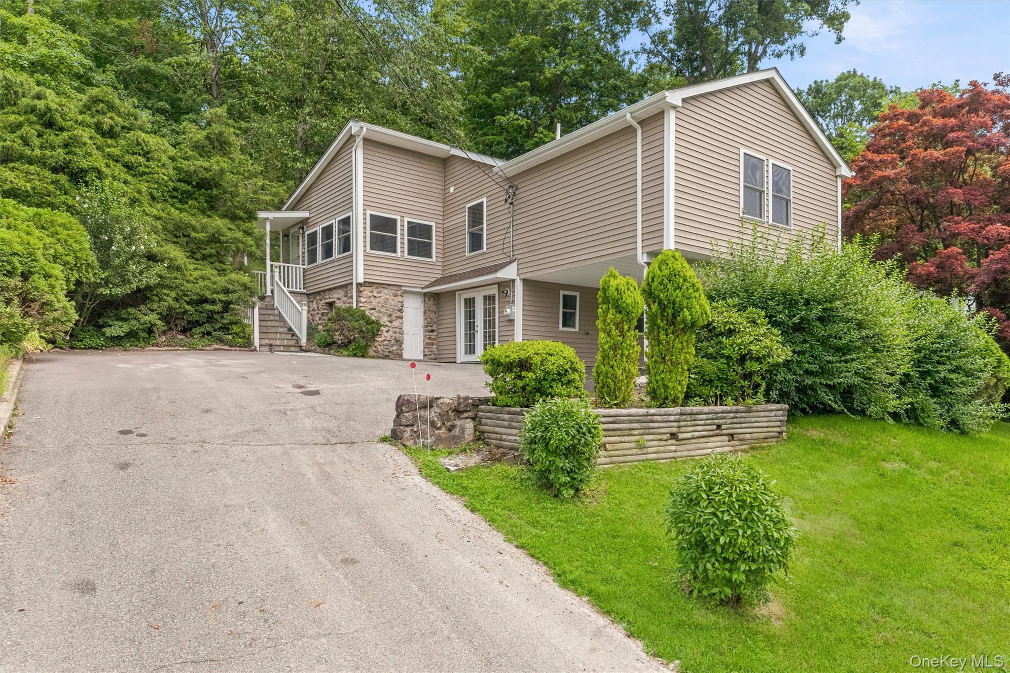 4 Narcissus Drive, Mahopac NY 10541