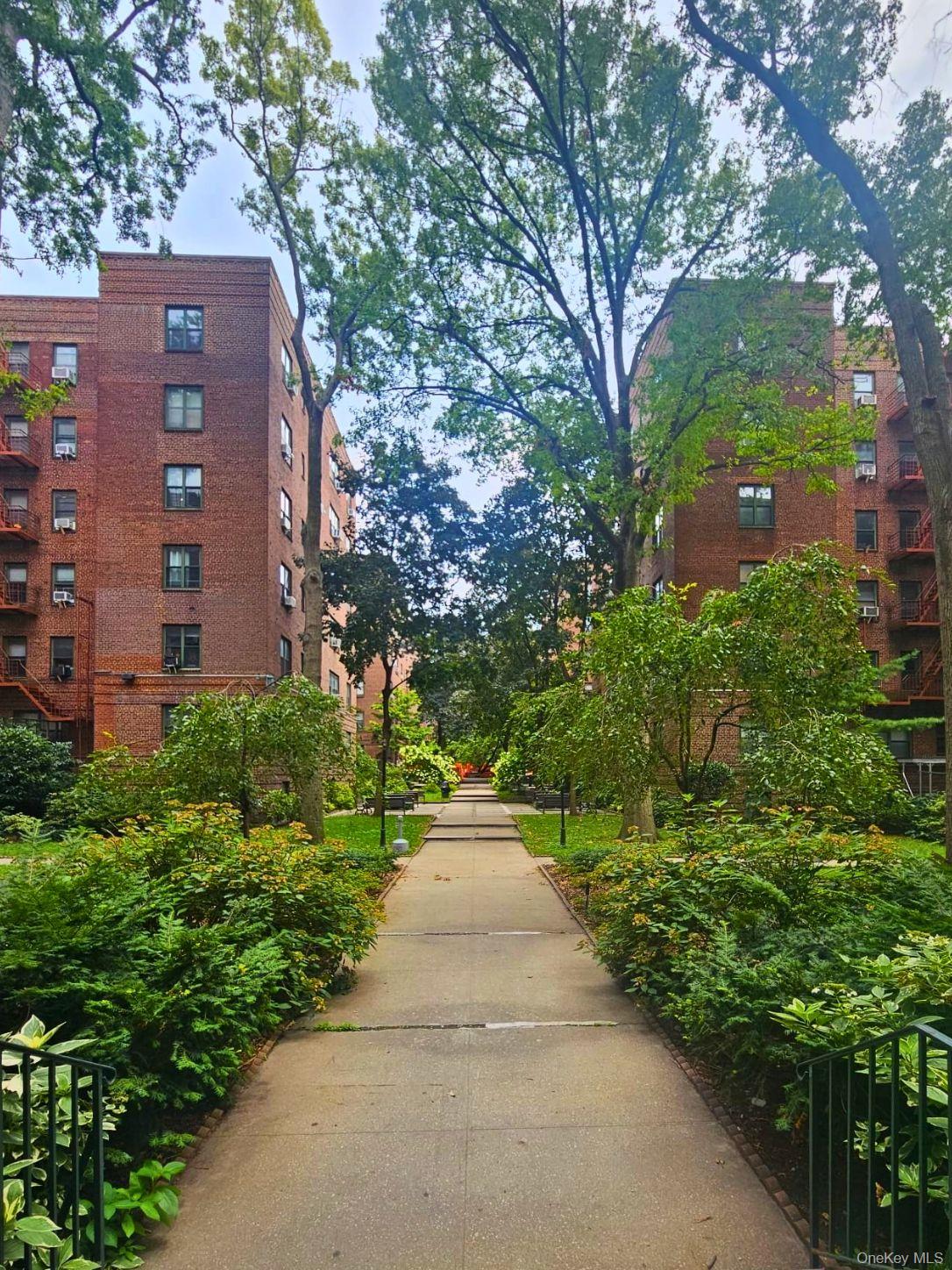78-10 34th Avenue Unit 1H, Jackson Heights NY 11372