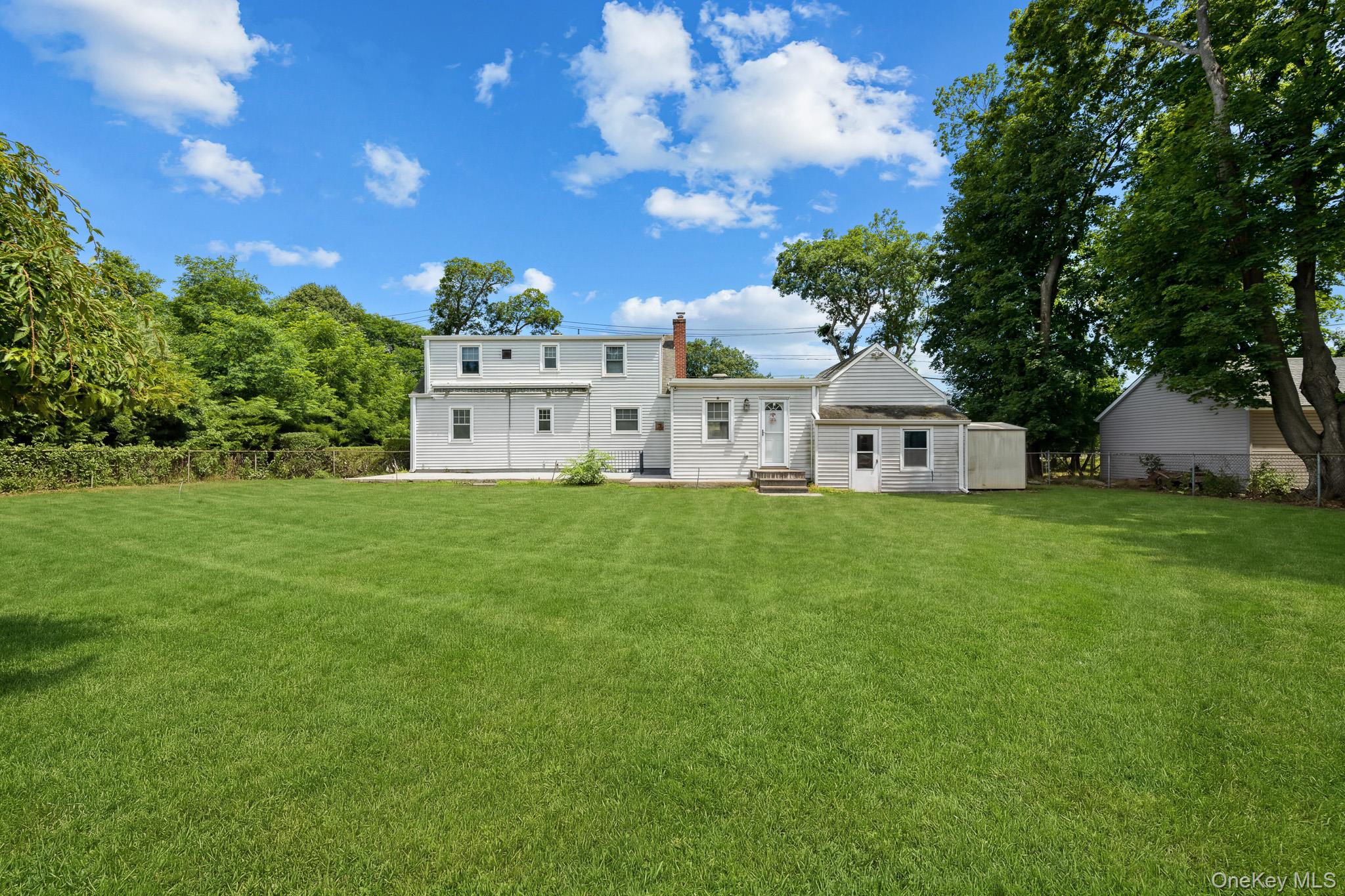 1547 Walt Whitman Road, Melville NY 11747