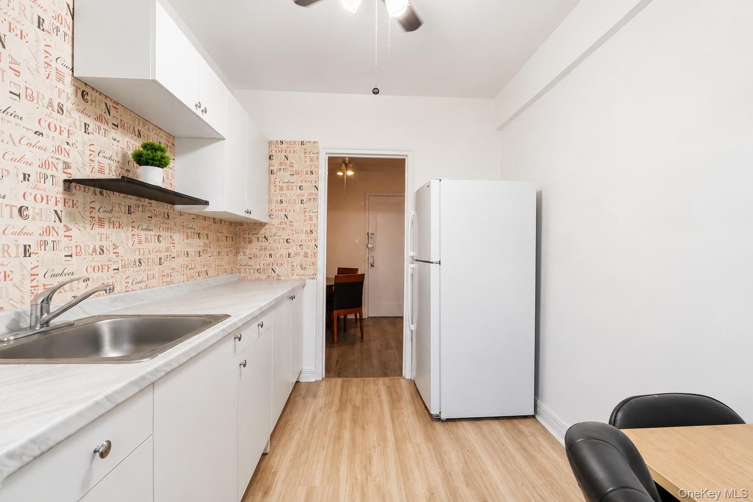 69-10 Yellowstone Boulevard Unit 505, Forest Hills NY 11375