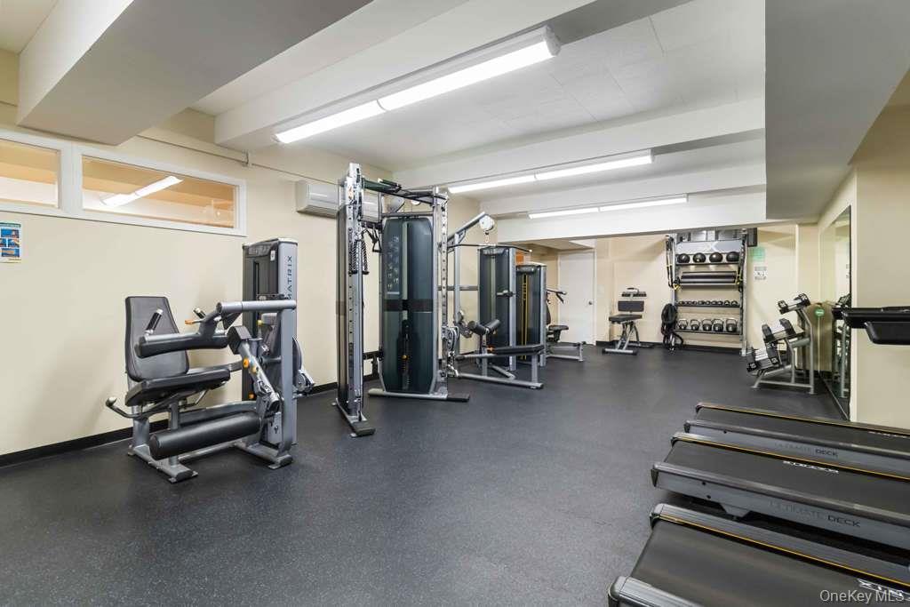 69-10 Yellowstone Boulevard Unit 505, Forest Hills NY 11375