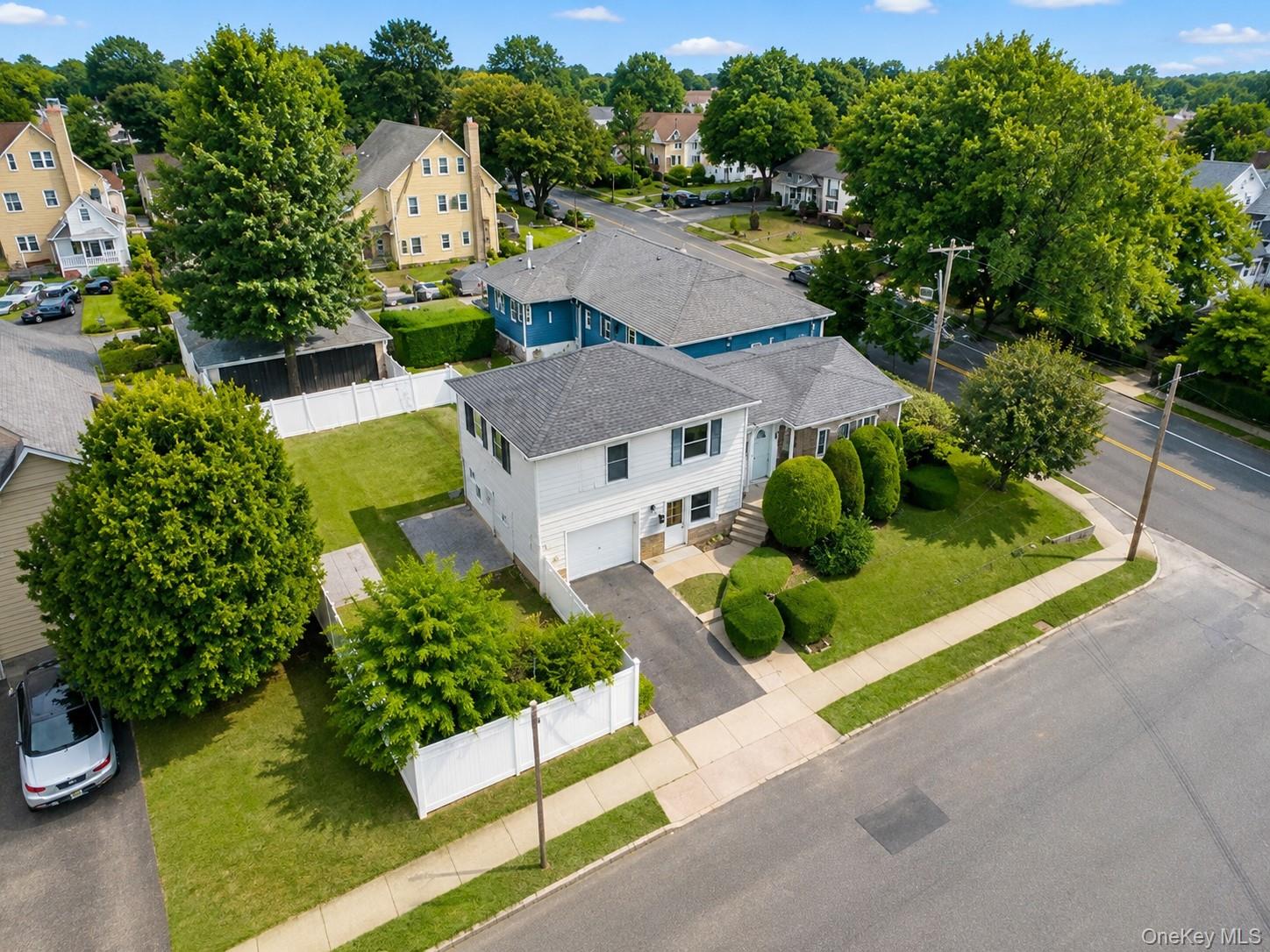 3 Soundview Street, New Rochelle NY 10805
