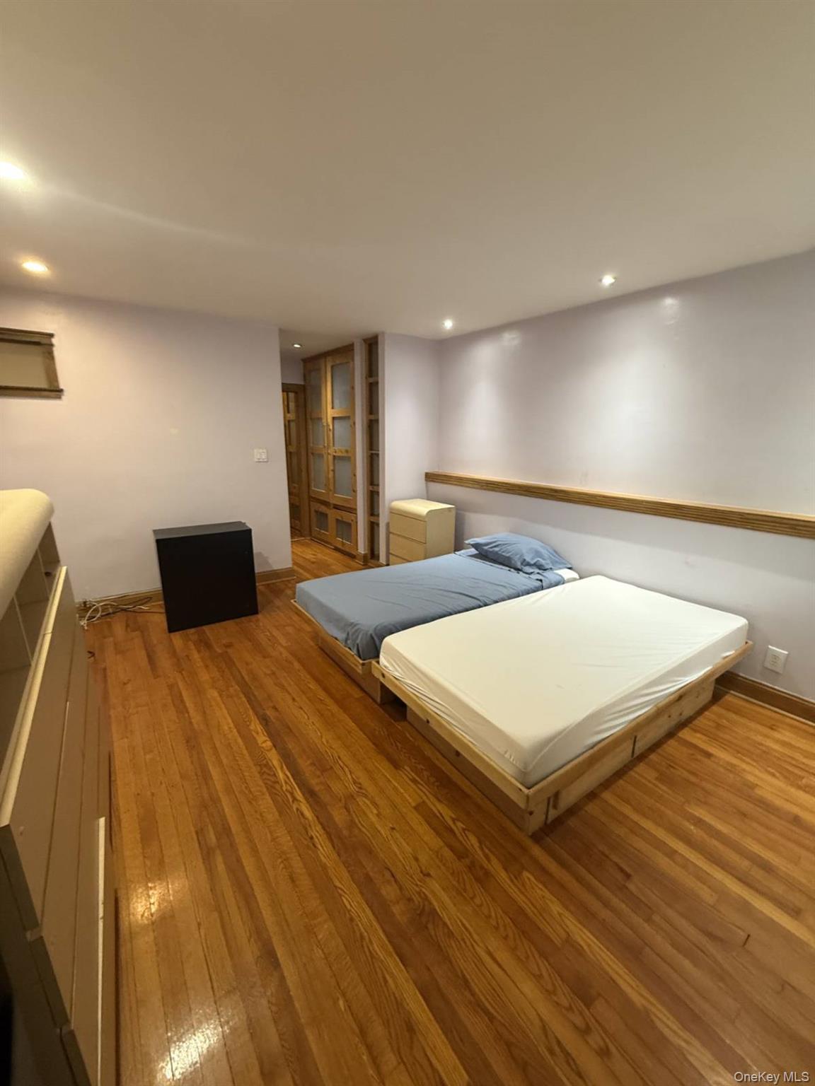 78-27 Springfield Boulevard Unit 7827, Oakland Gardens NY 11364