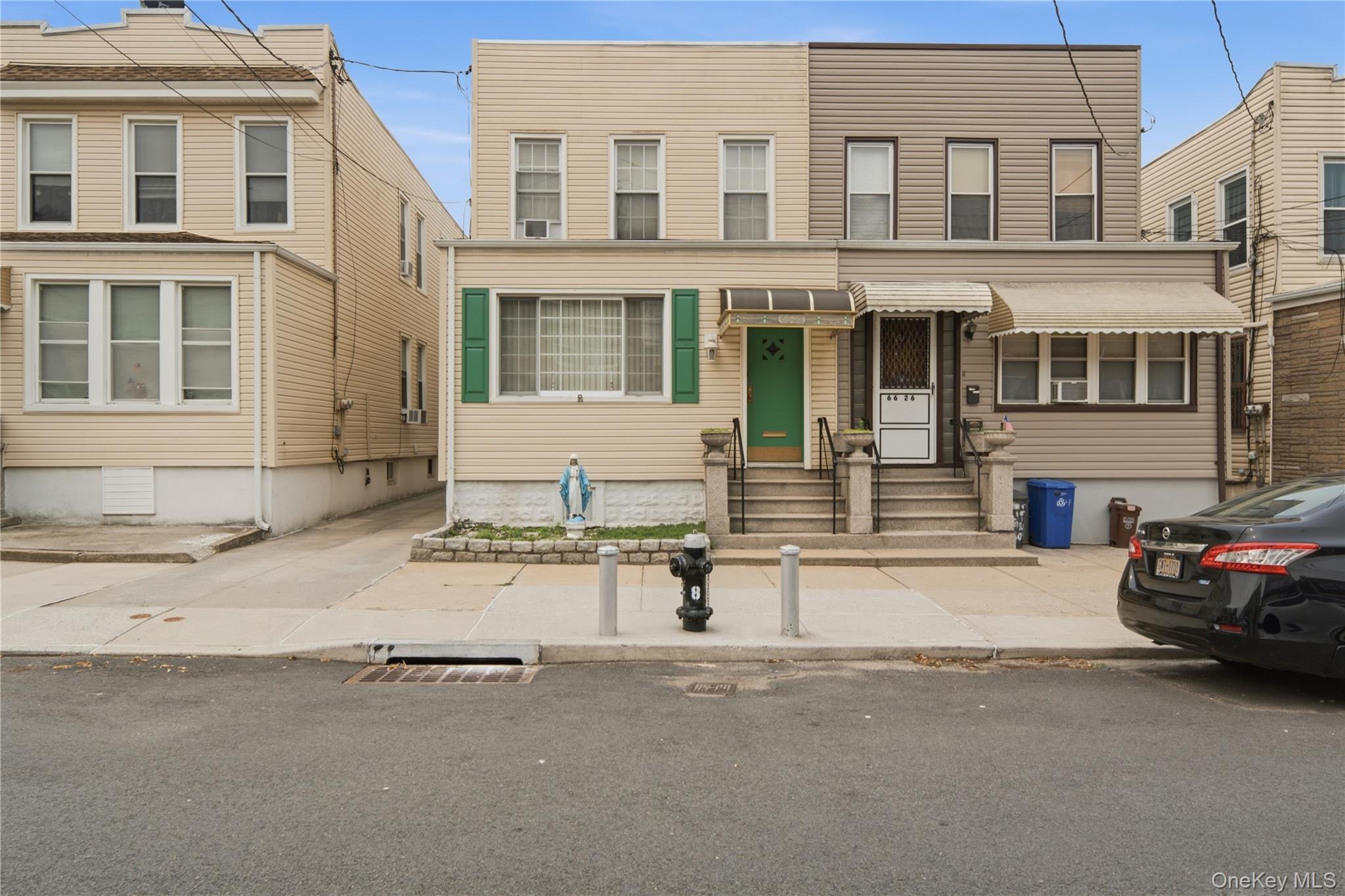 66-28 75th Street, Middle Village NY 11379