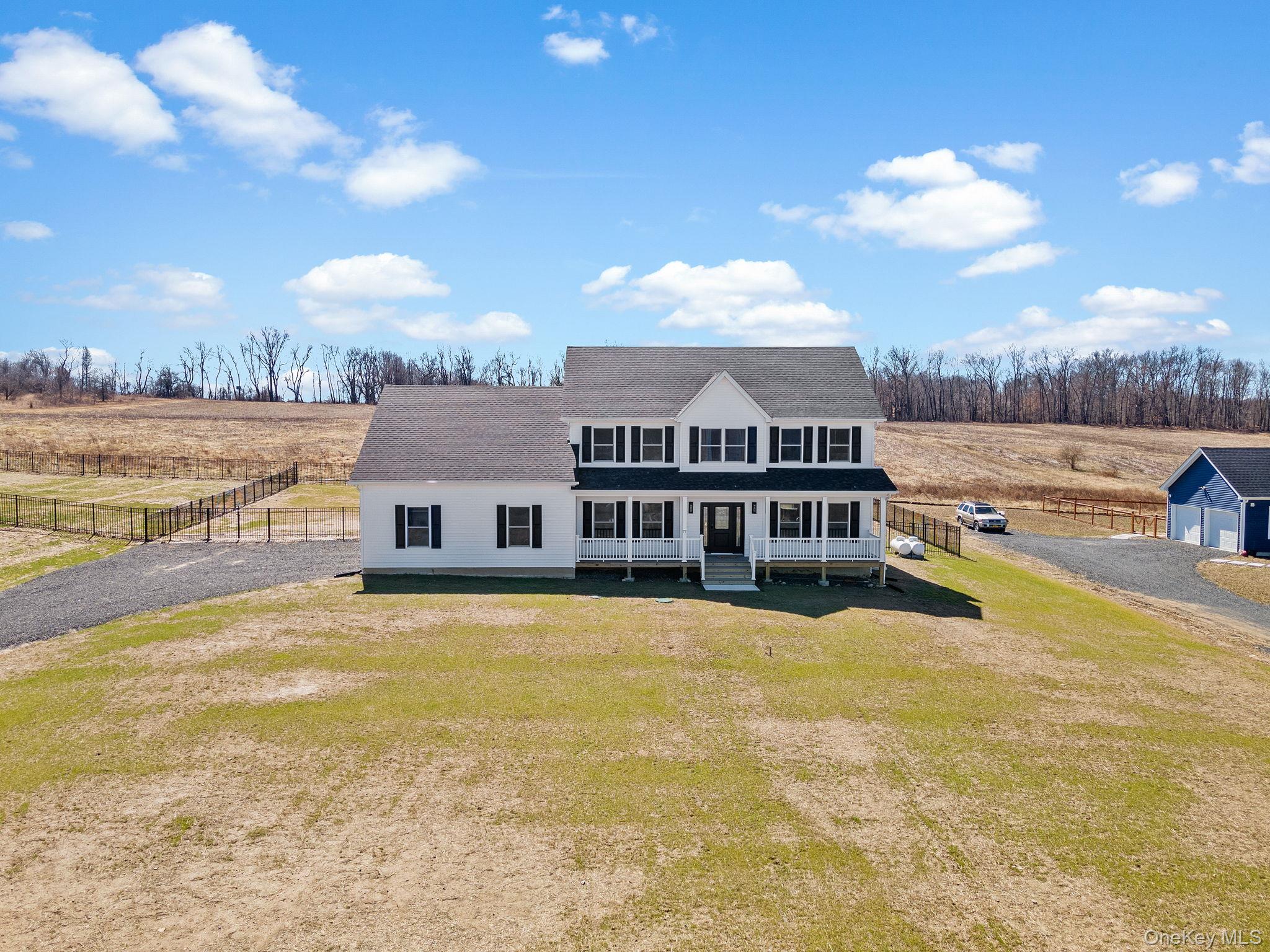 10 Harrier Ridge Drive, Wallkill NY 12589