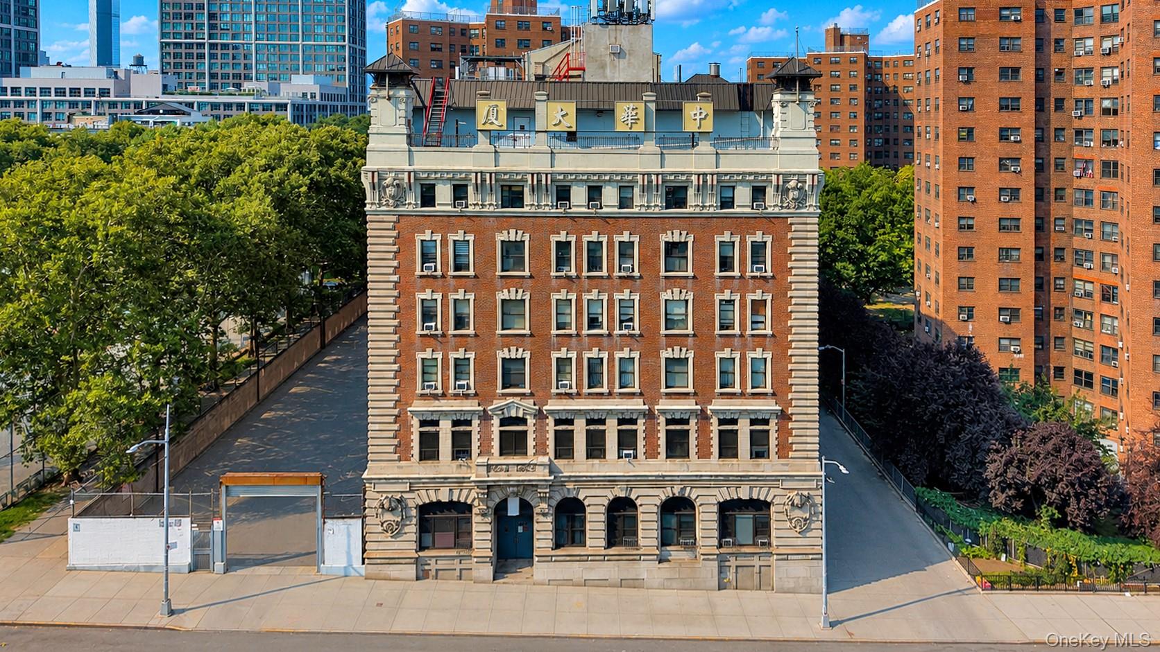 167 Sands Street Unit 406, Brooklyn NY 11201
